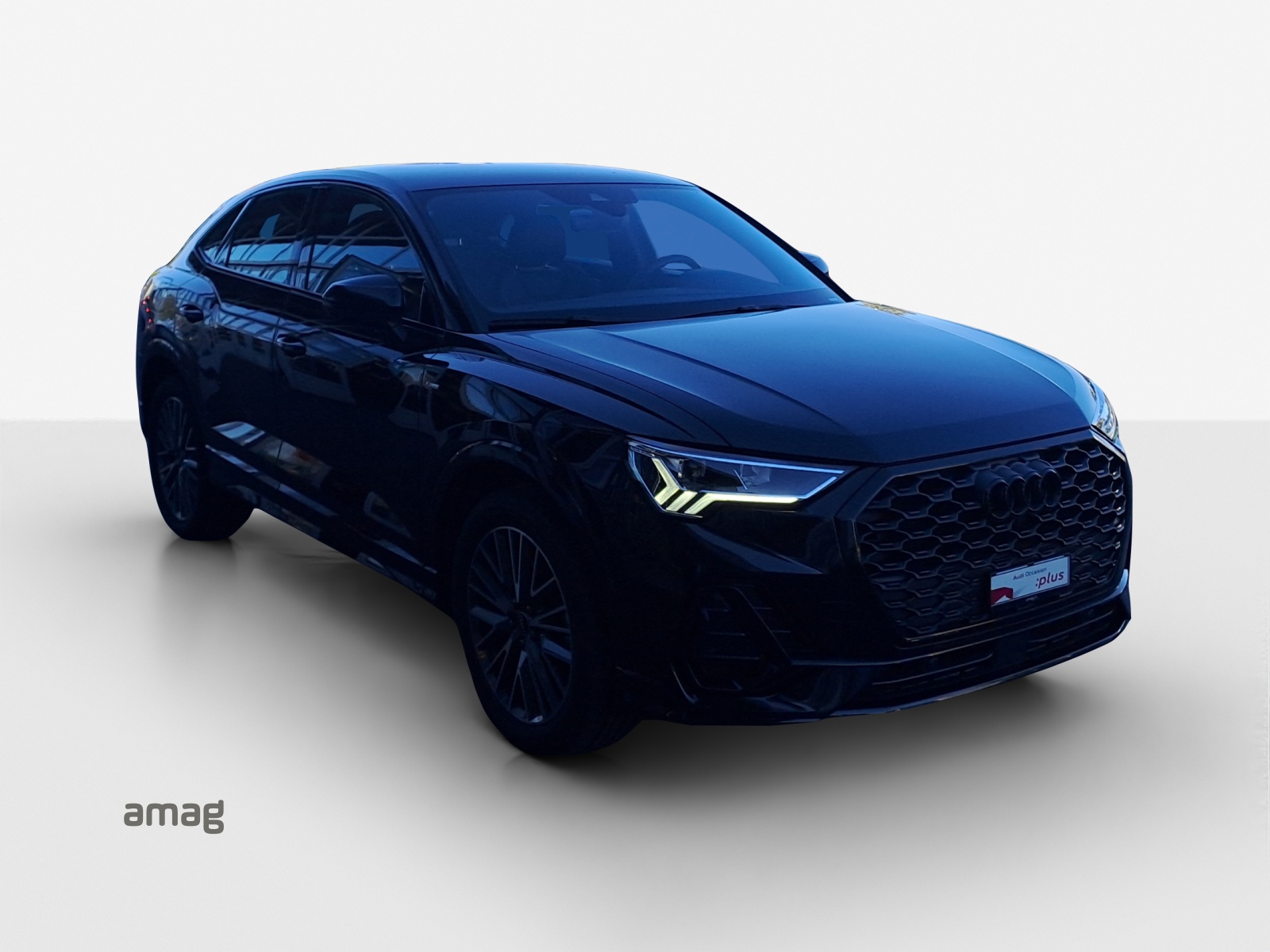 AUDI Q3 Sportback 35 TFSI S line Attraction S-tronic-image-5
