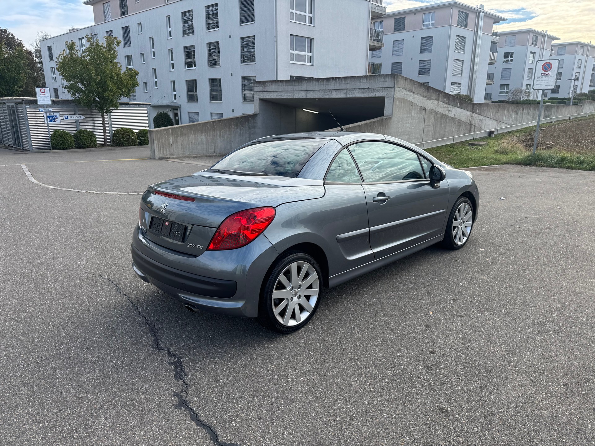 PEUGEOT 207 CC 1.6 16V Platinium Edition-image-5
