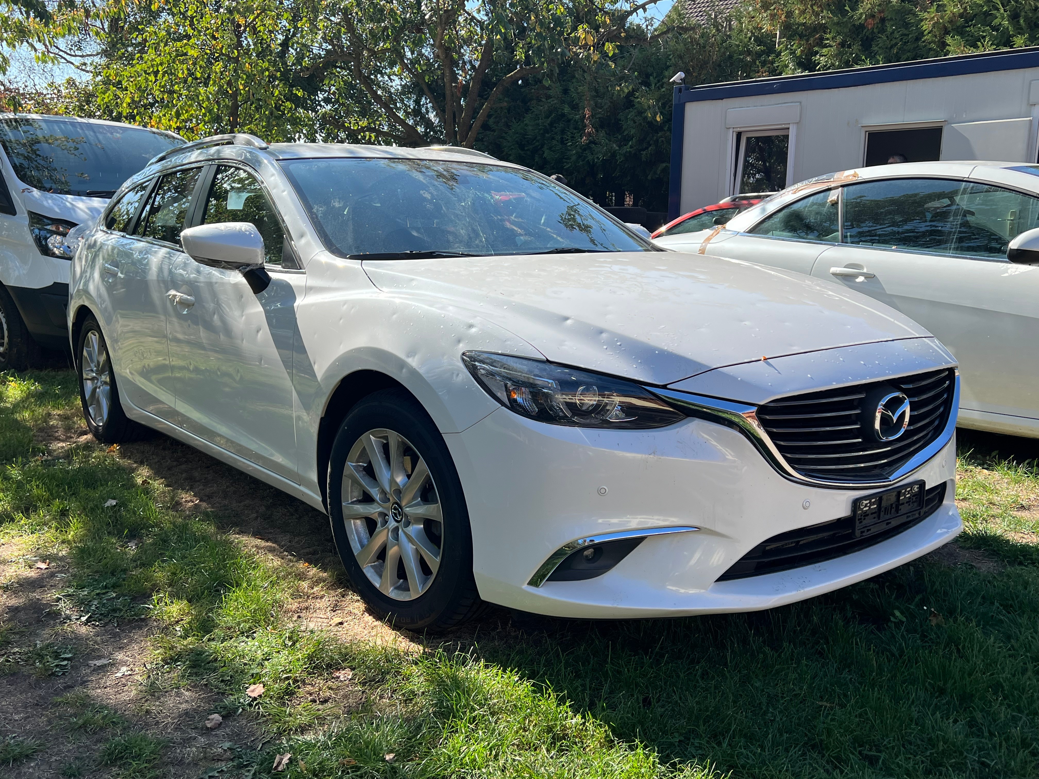 Car photo