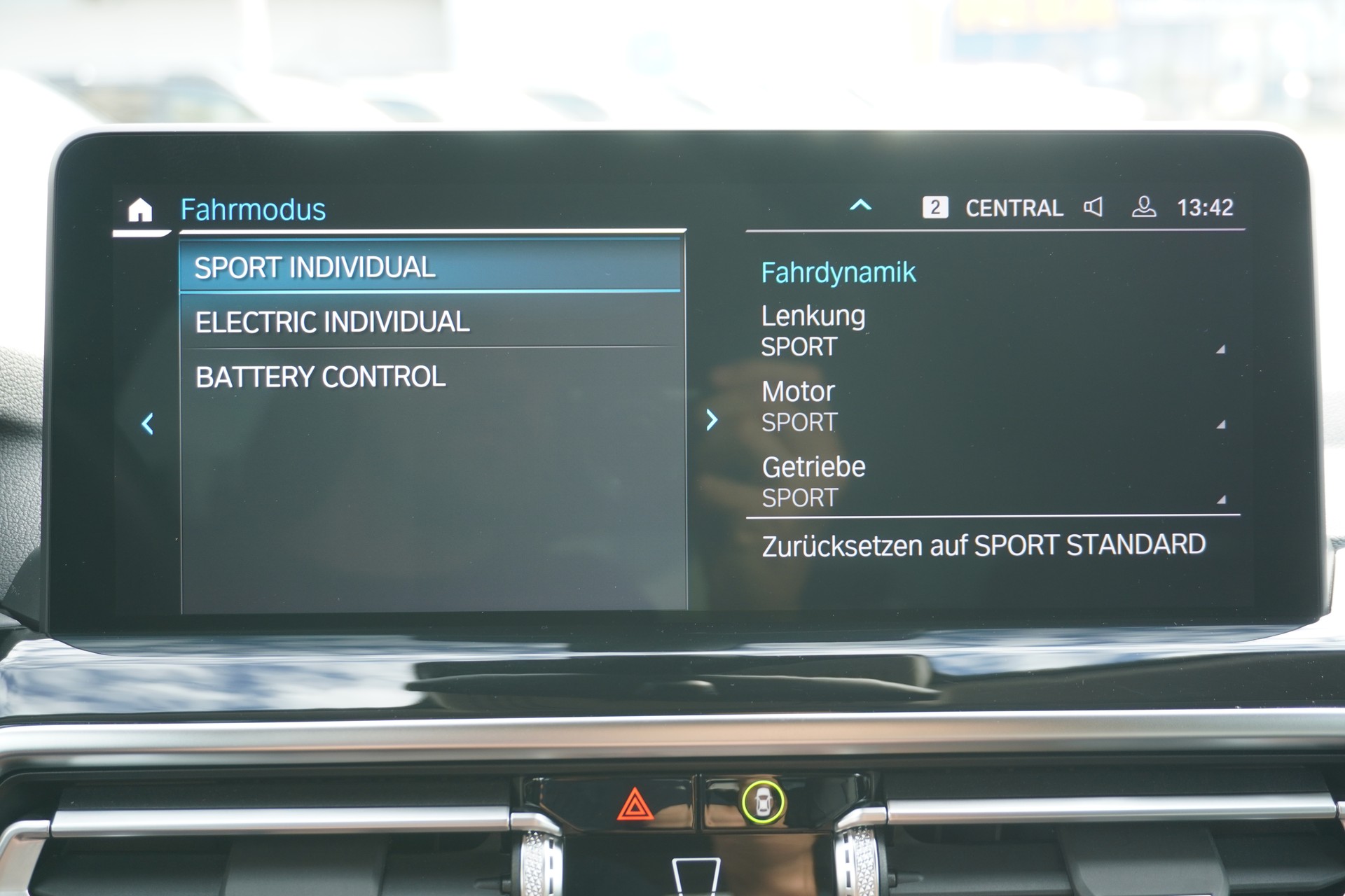 BMW X3 xDrive 30e-image-26