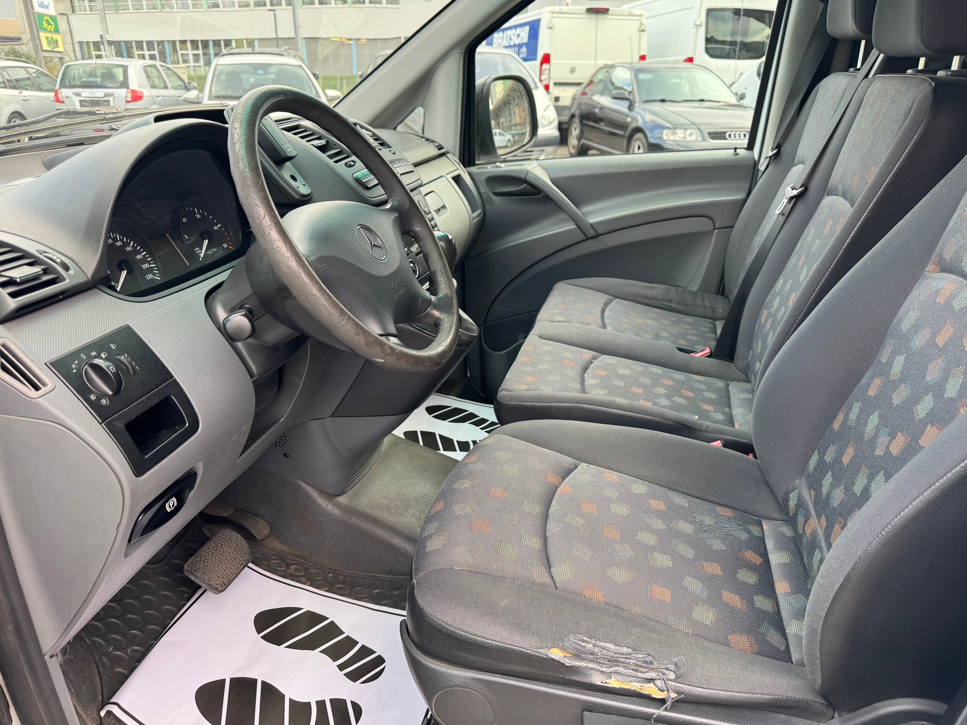 MERCEDES-BENZ Vito 111 CDI-image-7