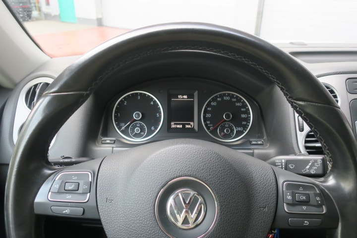 VW Tiguan 2.0 TDI Sport&Style DSG-image-14