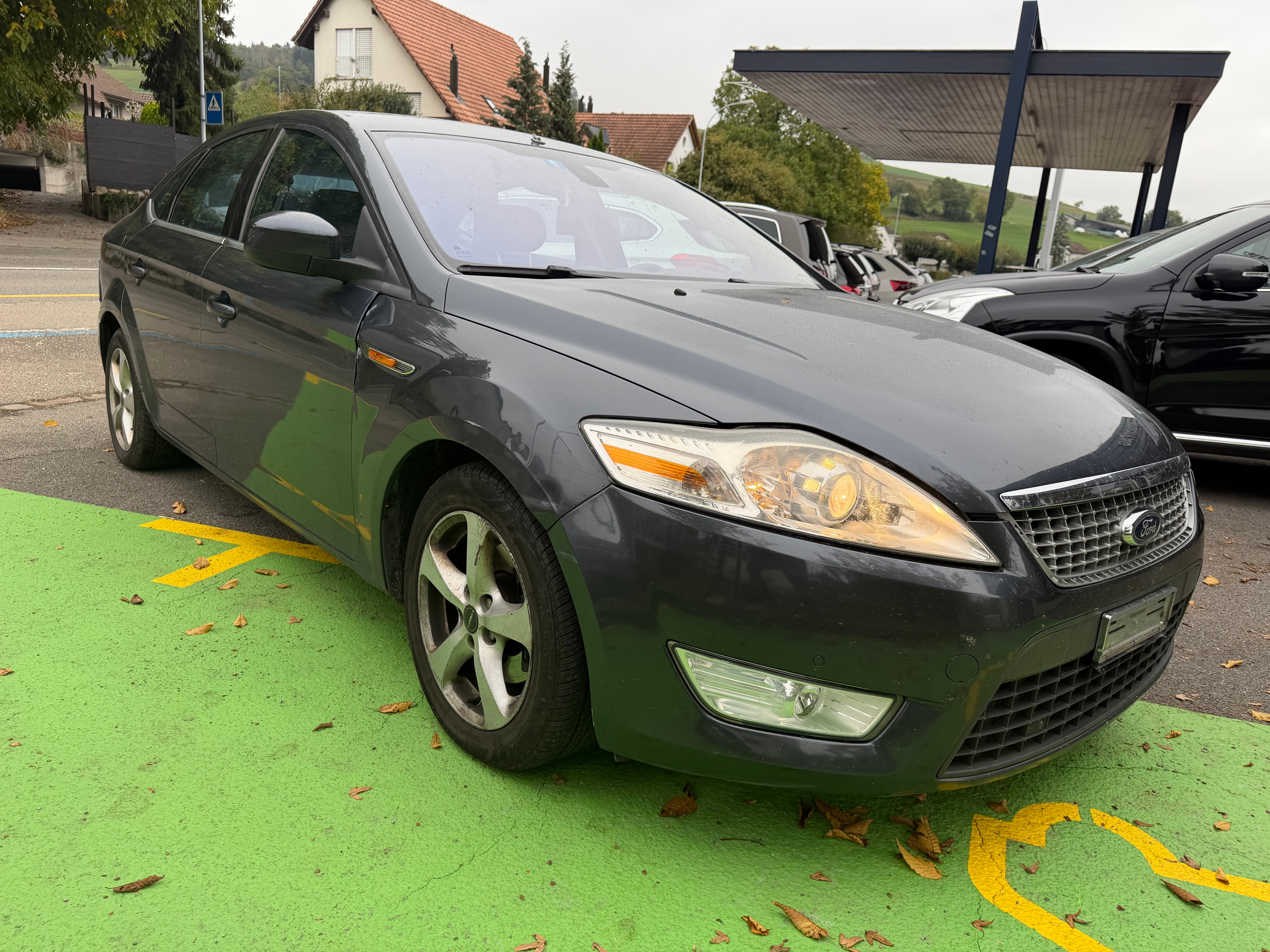 Car photo