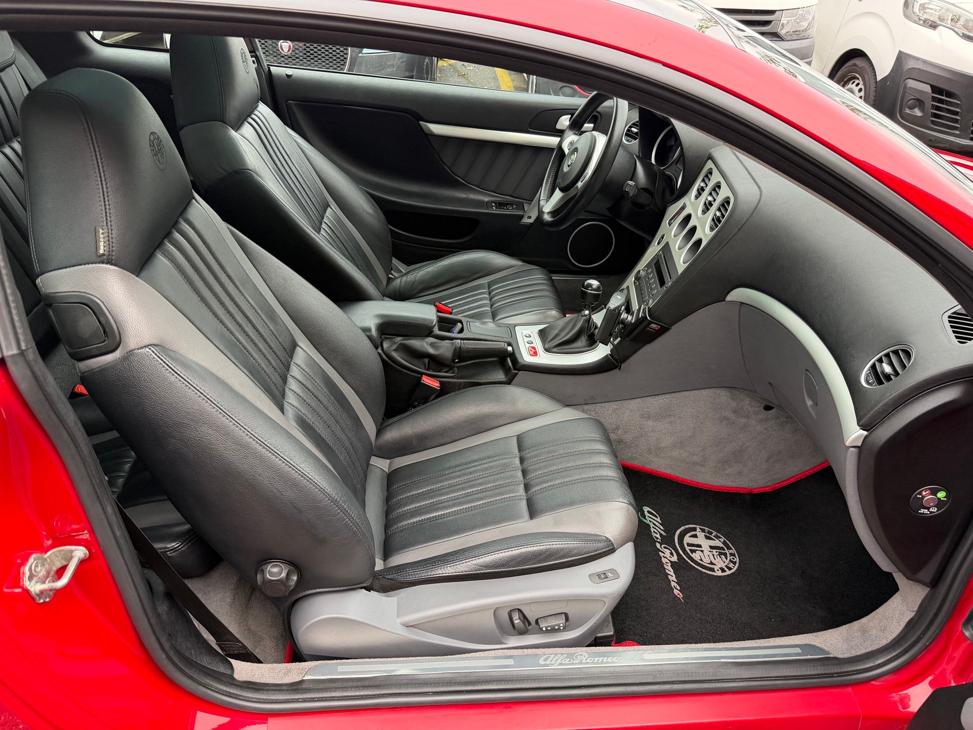 ALFA ROMEO Brera 3.2 JTS Q4-image-10