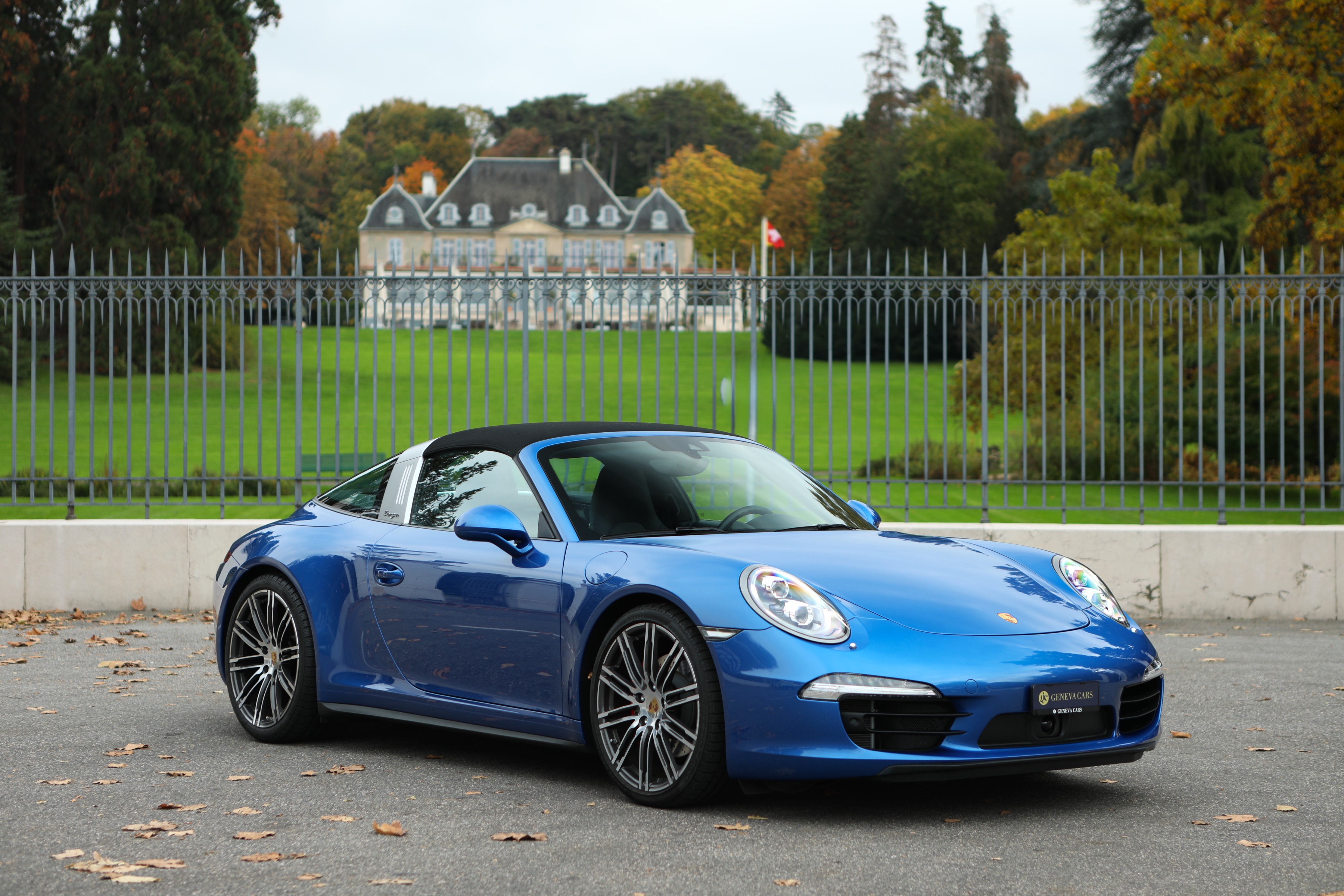 Car photo