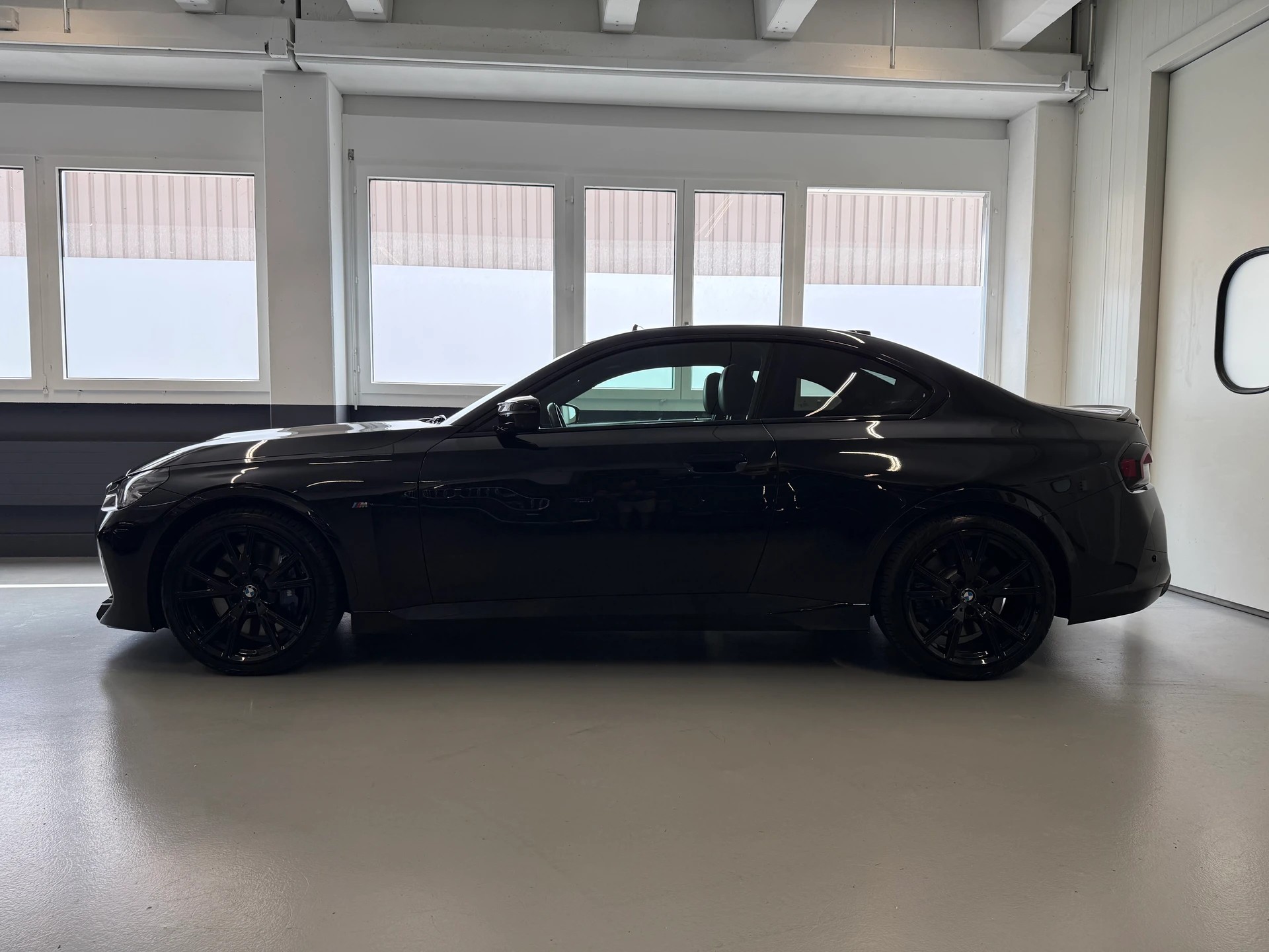 BMW M240i xDrive M Sport Pro Steptronic-image-2