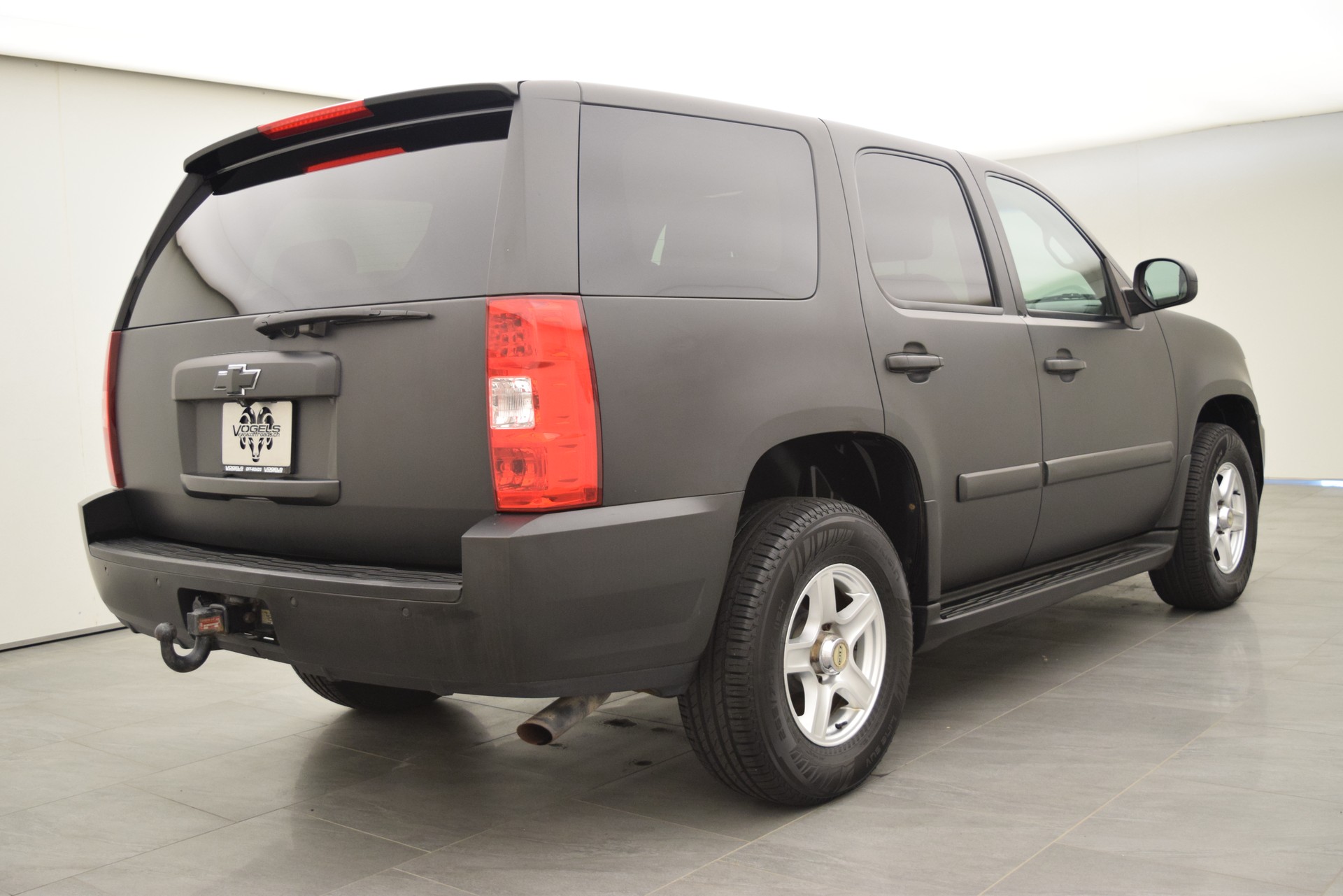 CHEVROLET Tahoe 6.0 Hybrid-image-3