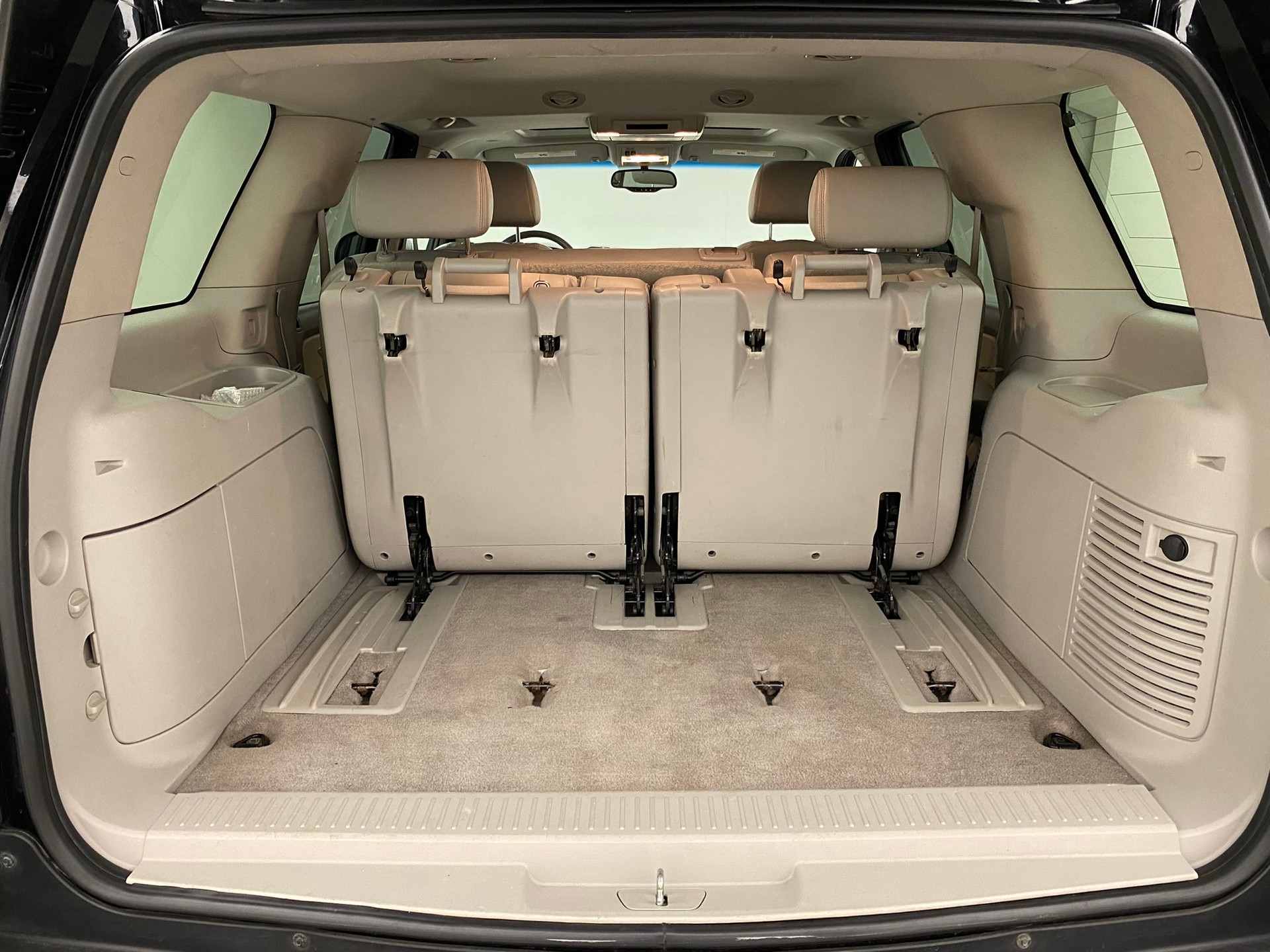 CHEVROLET Tahoe 6.0 Hybrid-image-15