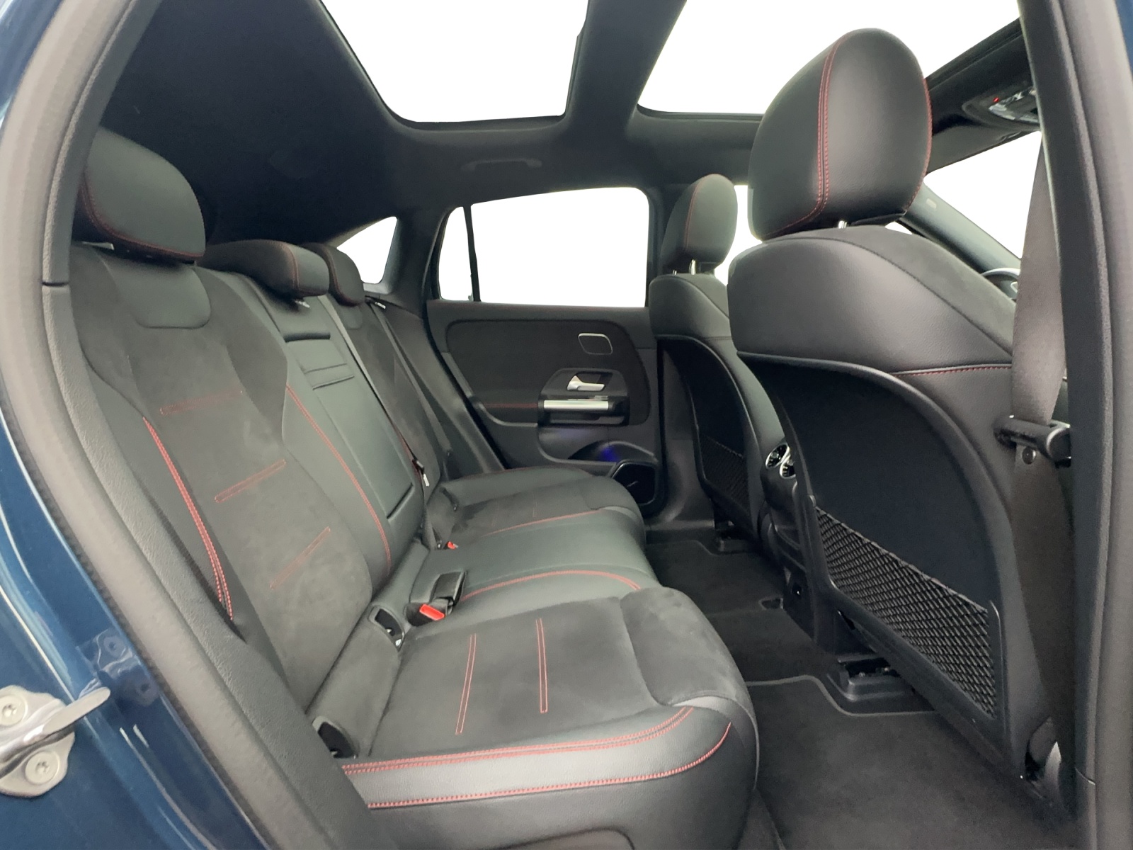 MERCEDES-BENZ EQA 250 AMG Line AMG Line-image-18