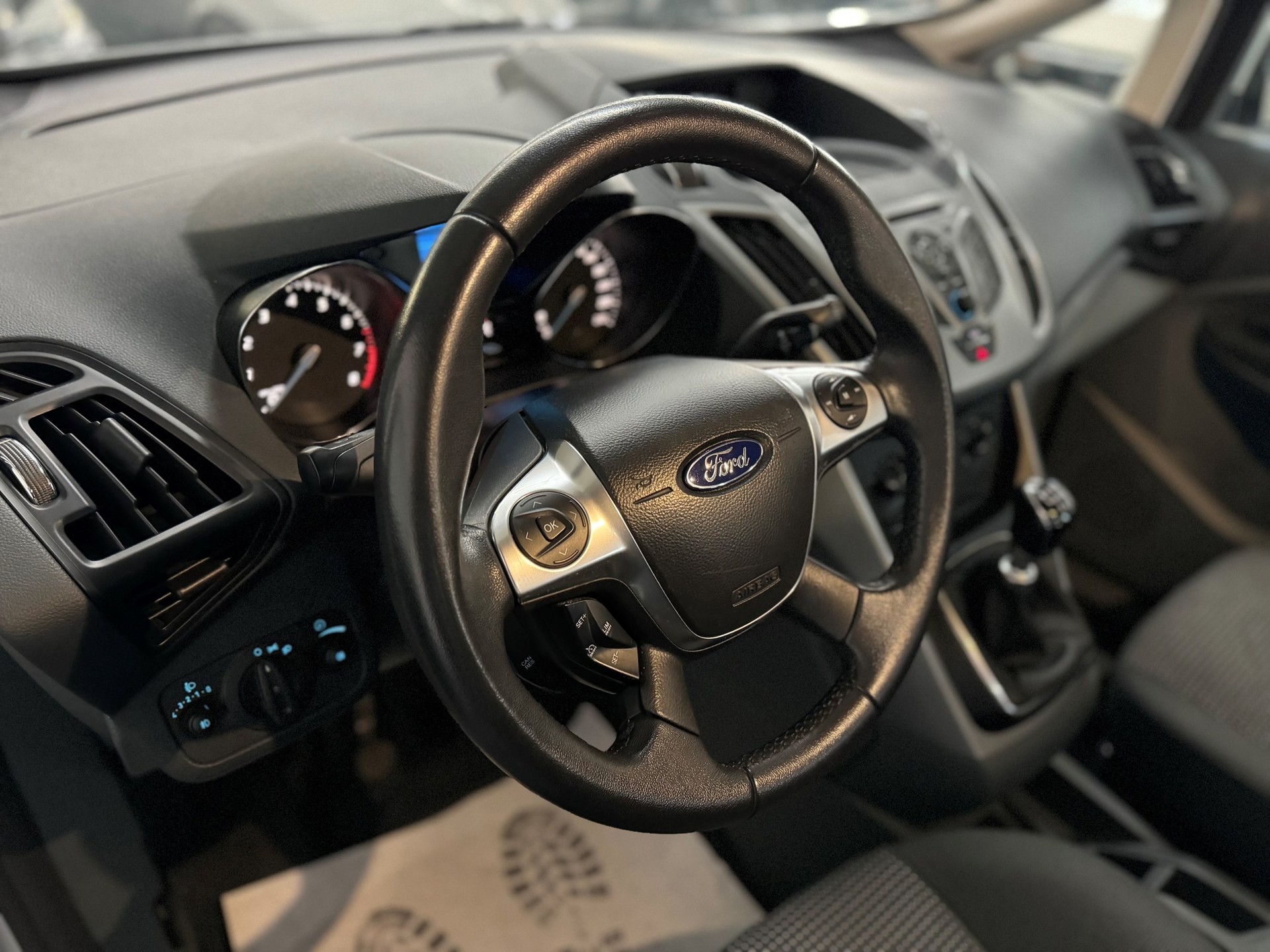 FORD C-Max 1.6 SCTi Carving-image-10
