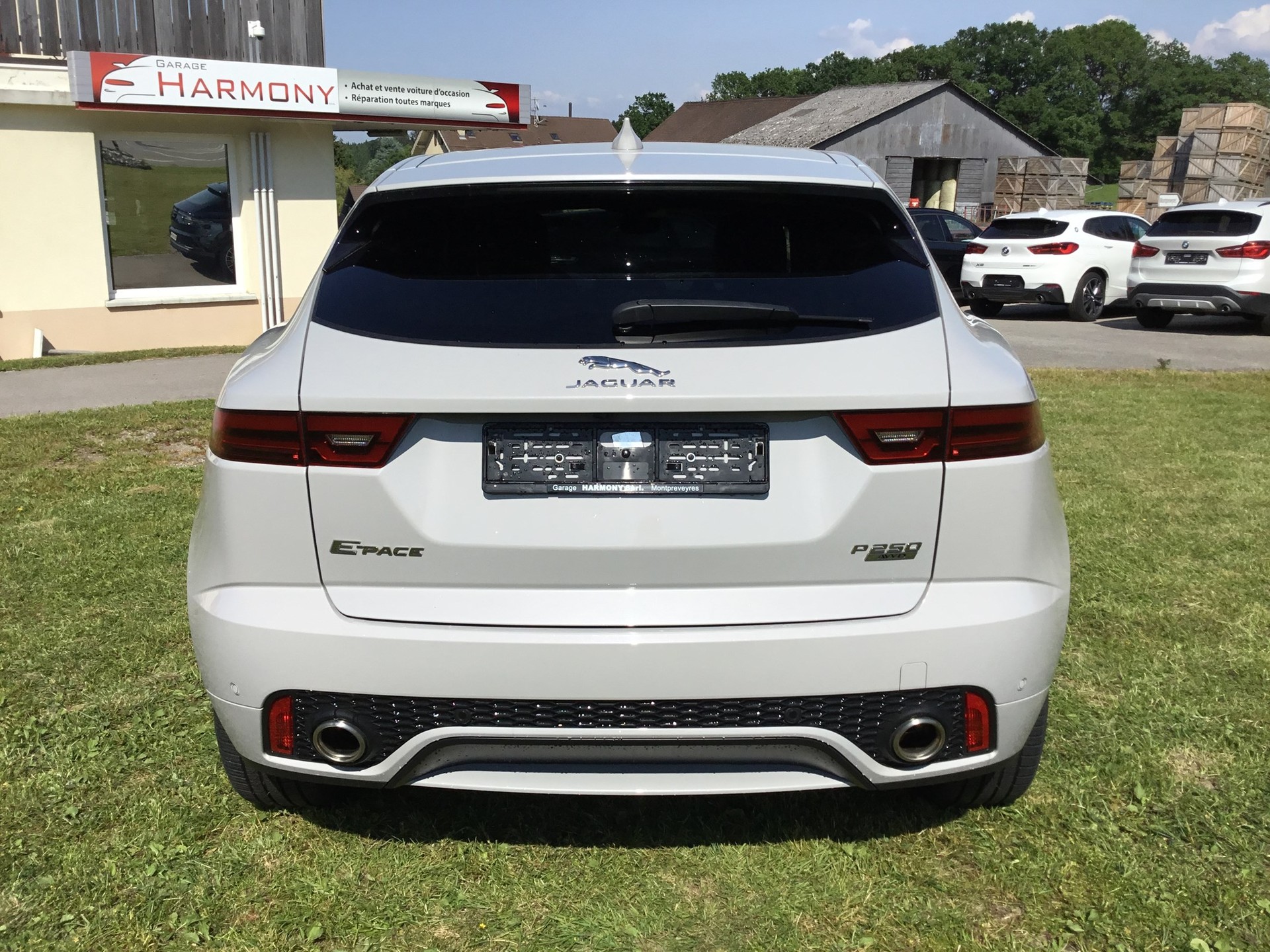 JAGUAR E-Pace 2.0 P250 R-Dynamic SE AWD Automatik-image-7