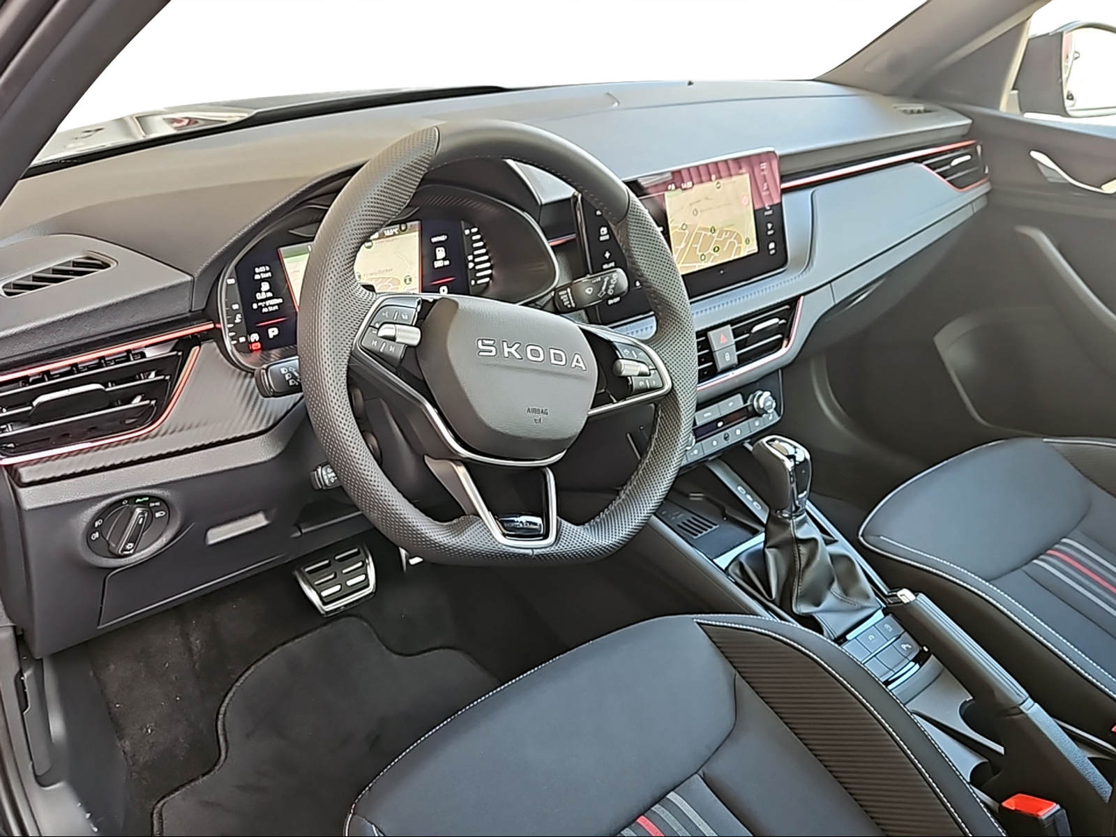 SKODA Kamiq 1.5 TSI Monte Carlo DSG-image-3