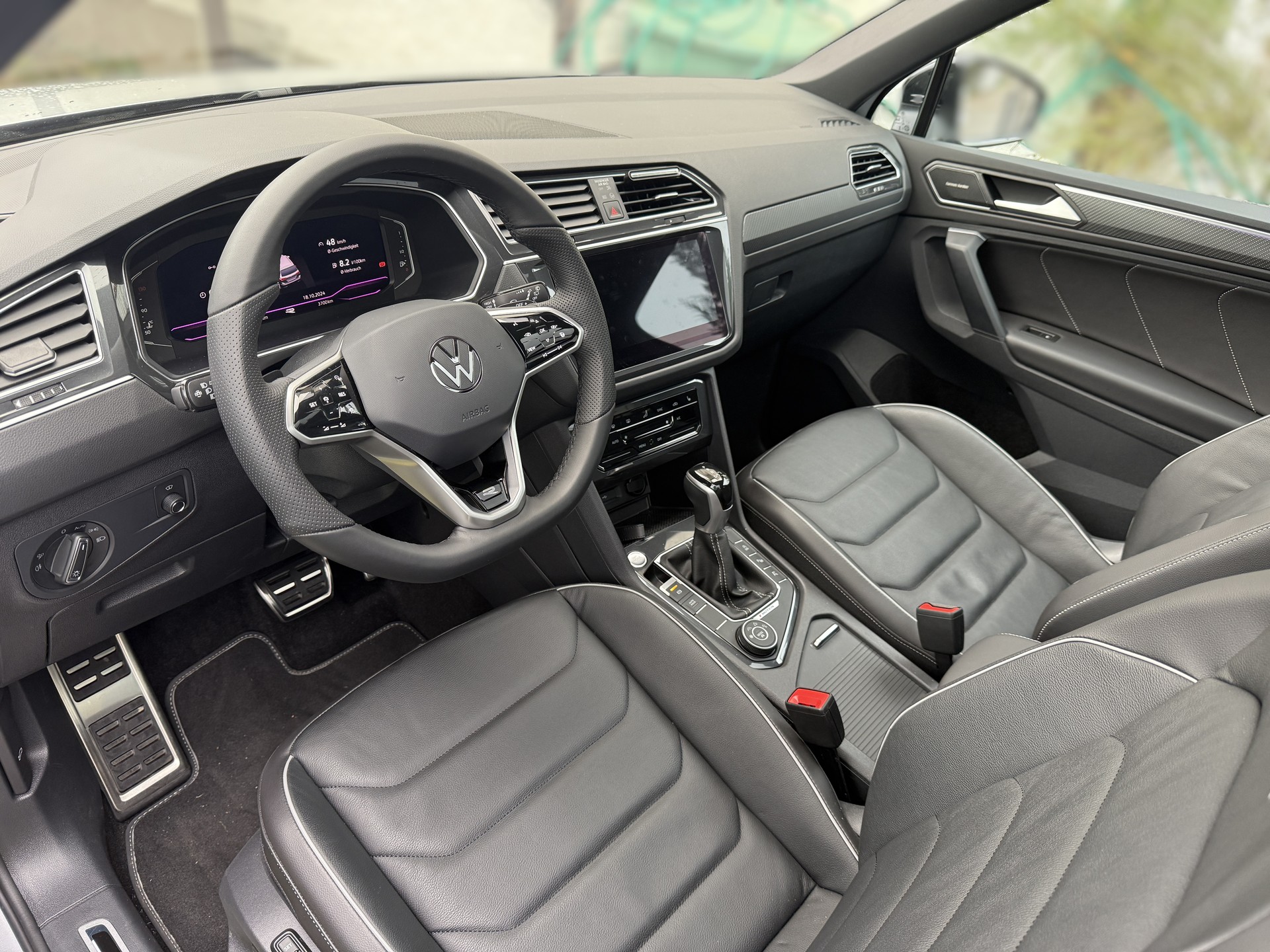 VW Tiguan 2.0TSI R-Line 4Motion DSG-image-5