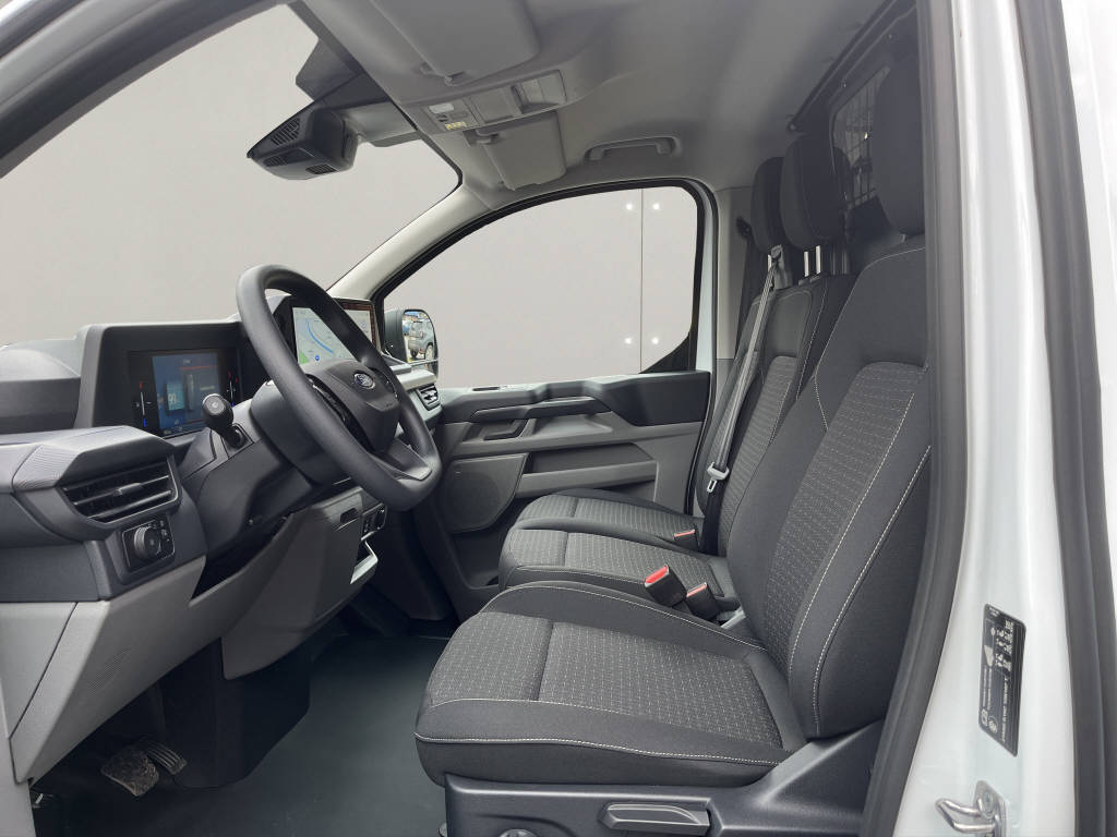FORD E-Transit C Van 320 L1 Trend 218 PS RWD 0.99% Leasing-image-14
