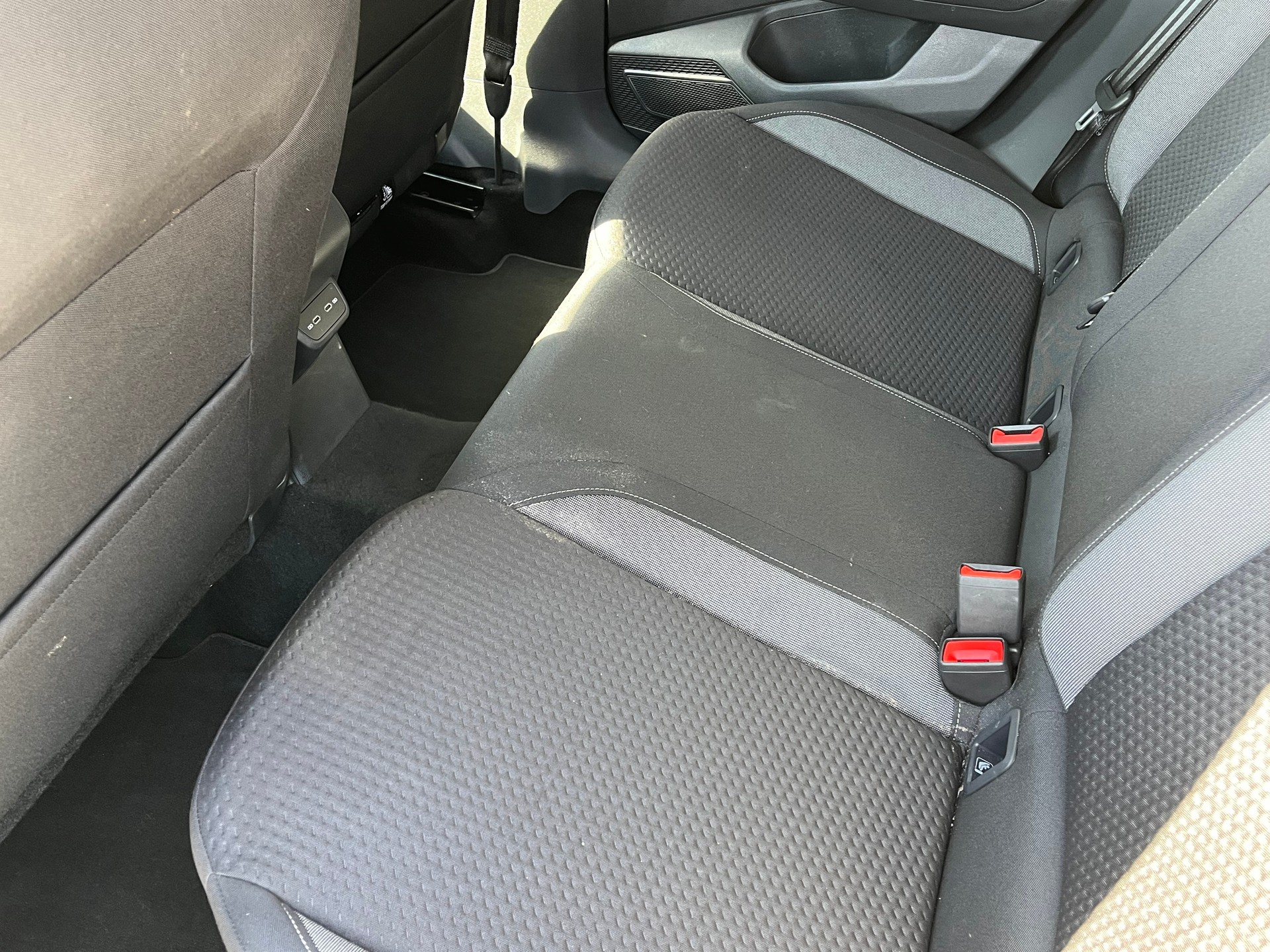 VW Taigo 1.0 TSI Life DSG-image-9