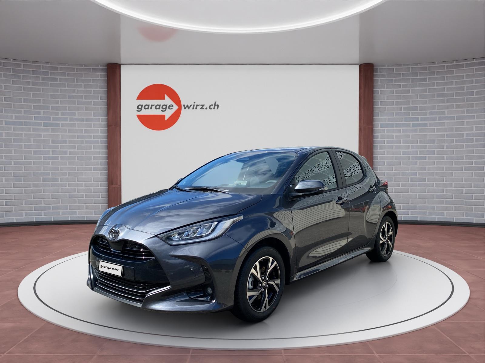 TOYOTA Yaris 1.5 VVT-i HSD Trend-image-0