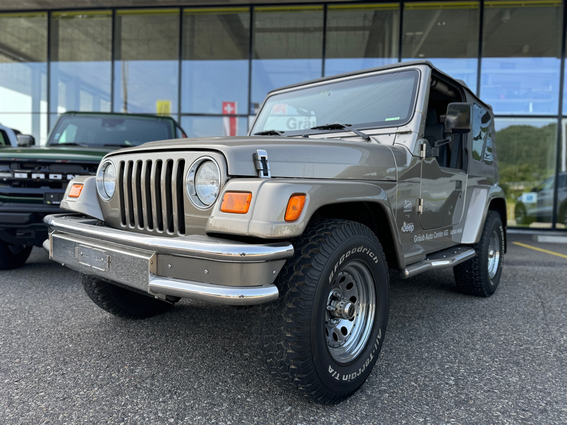 JEEP Wrangler 4.0 Sahara Hardtop-image-2