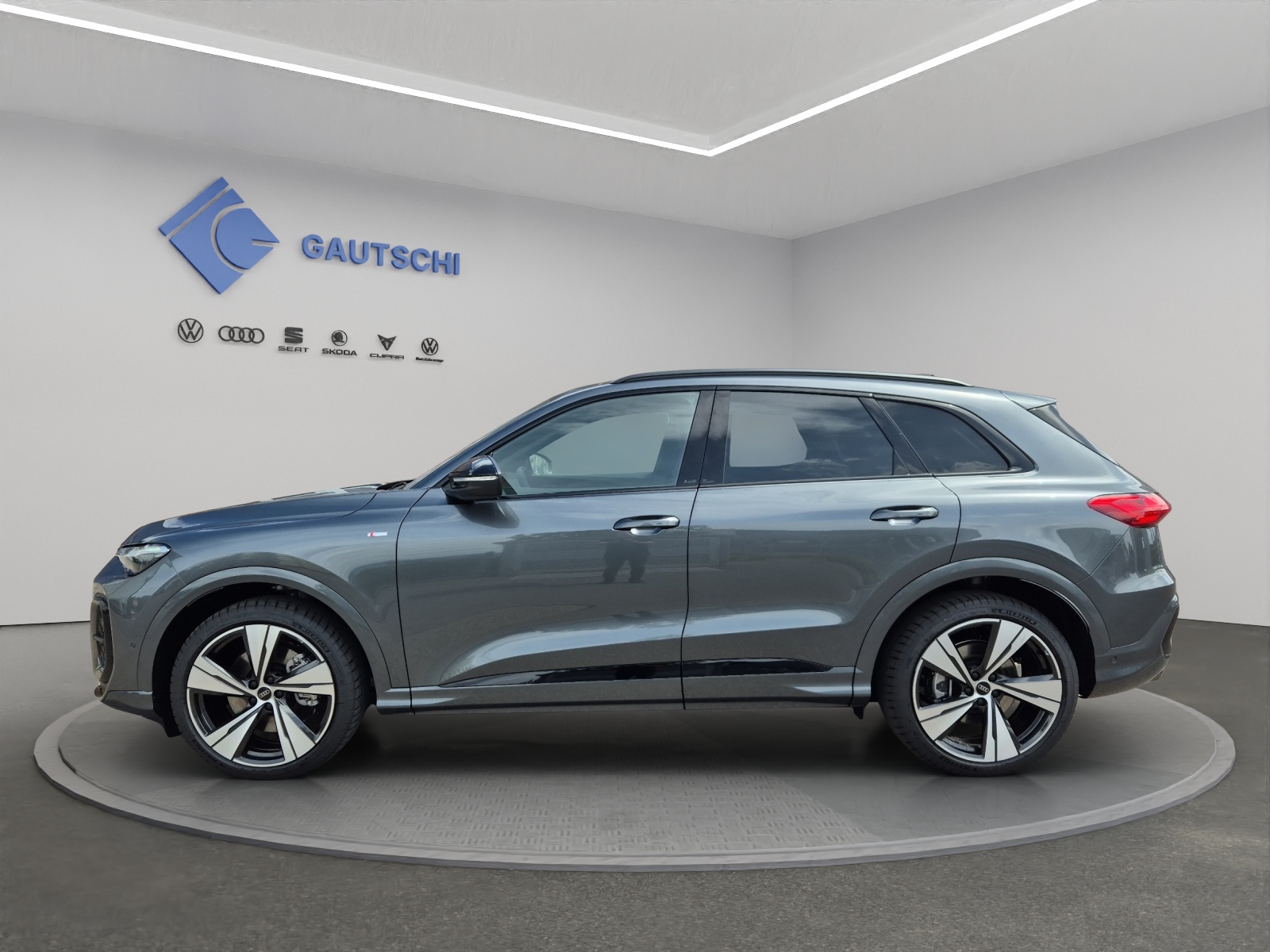 AUDI Q5 TDI quattro 150 kW S-tronic-image-1