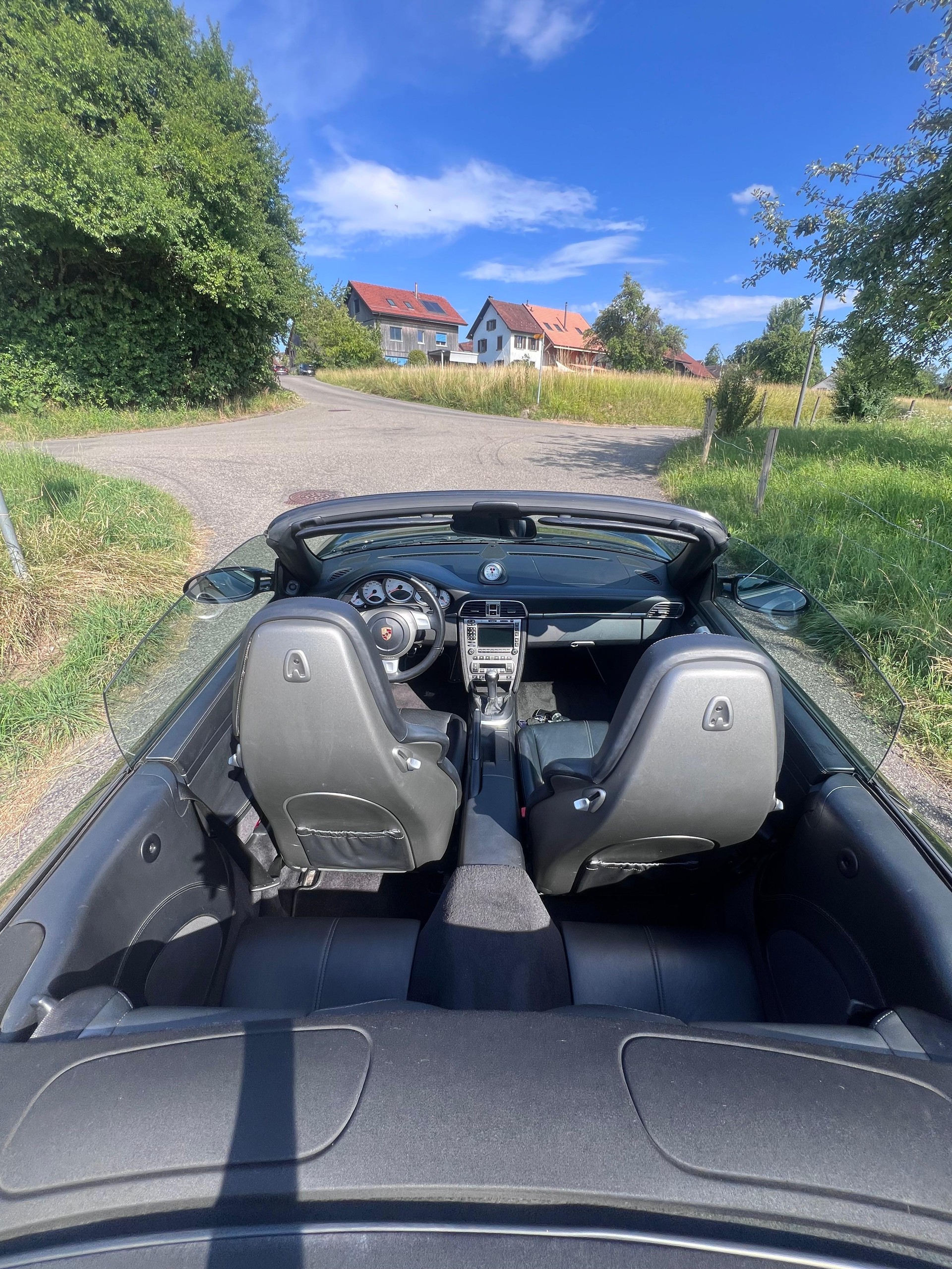 PORSCHE 911 Cabrio Carrera S frisch ab MFK-image-7