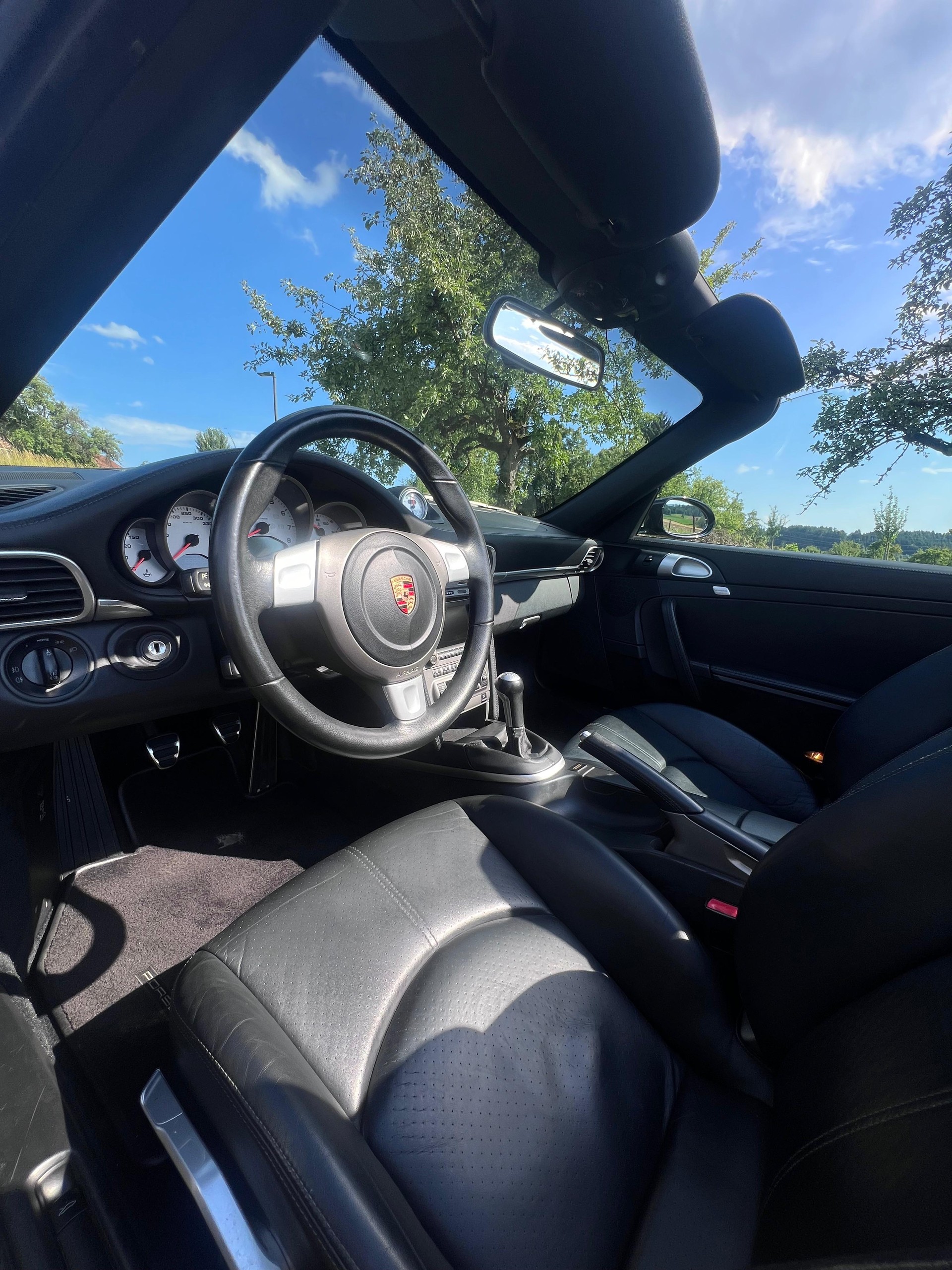 PORSCHE 911 Cabrio Carrera S frisch ab MFK-image-4