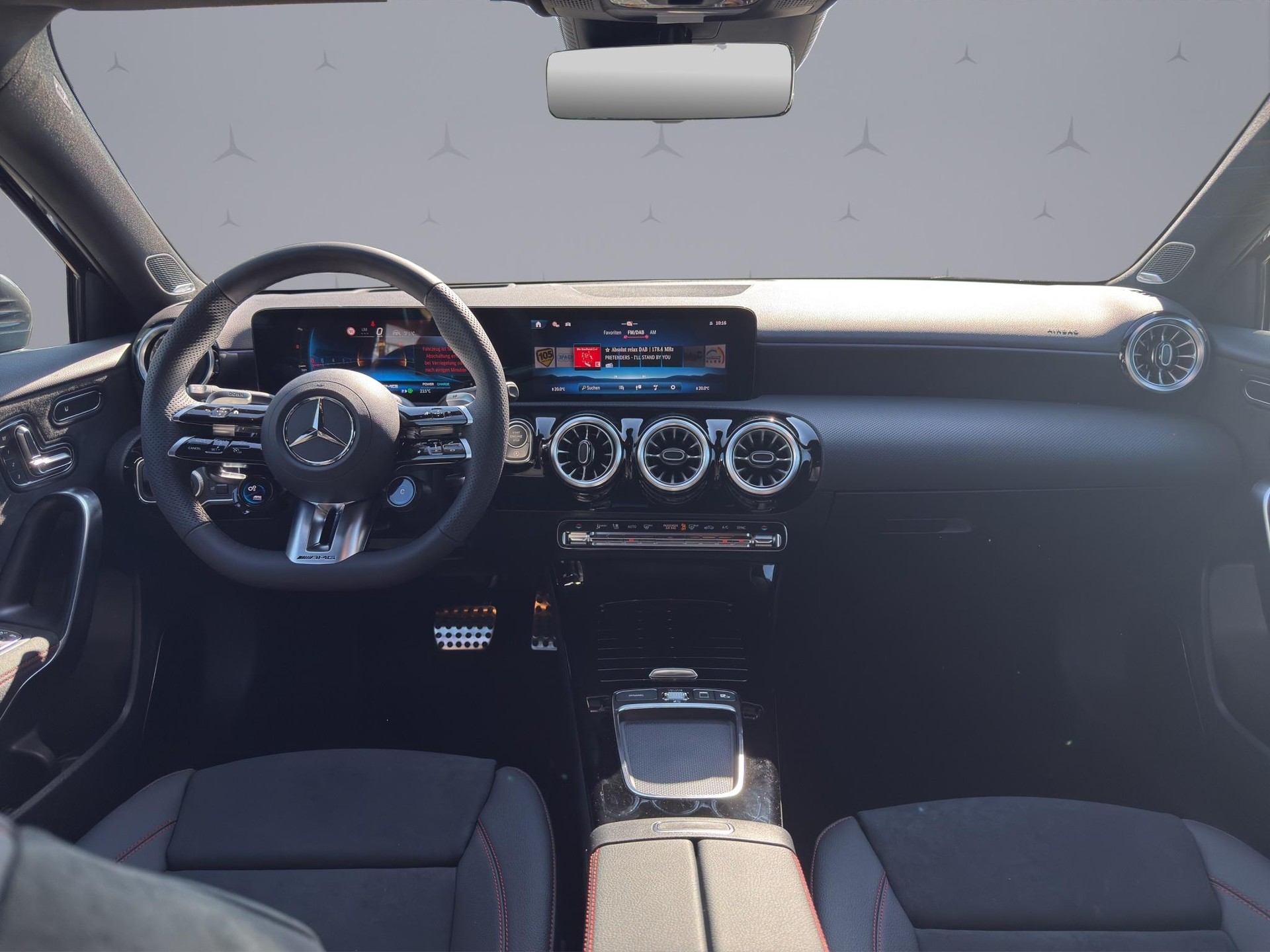 MERCEDES-BENZ A 35 AMG 4matic-image-13