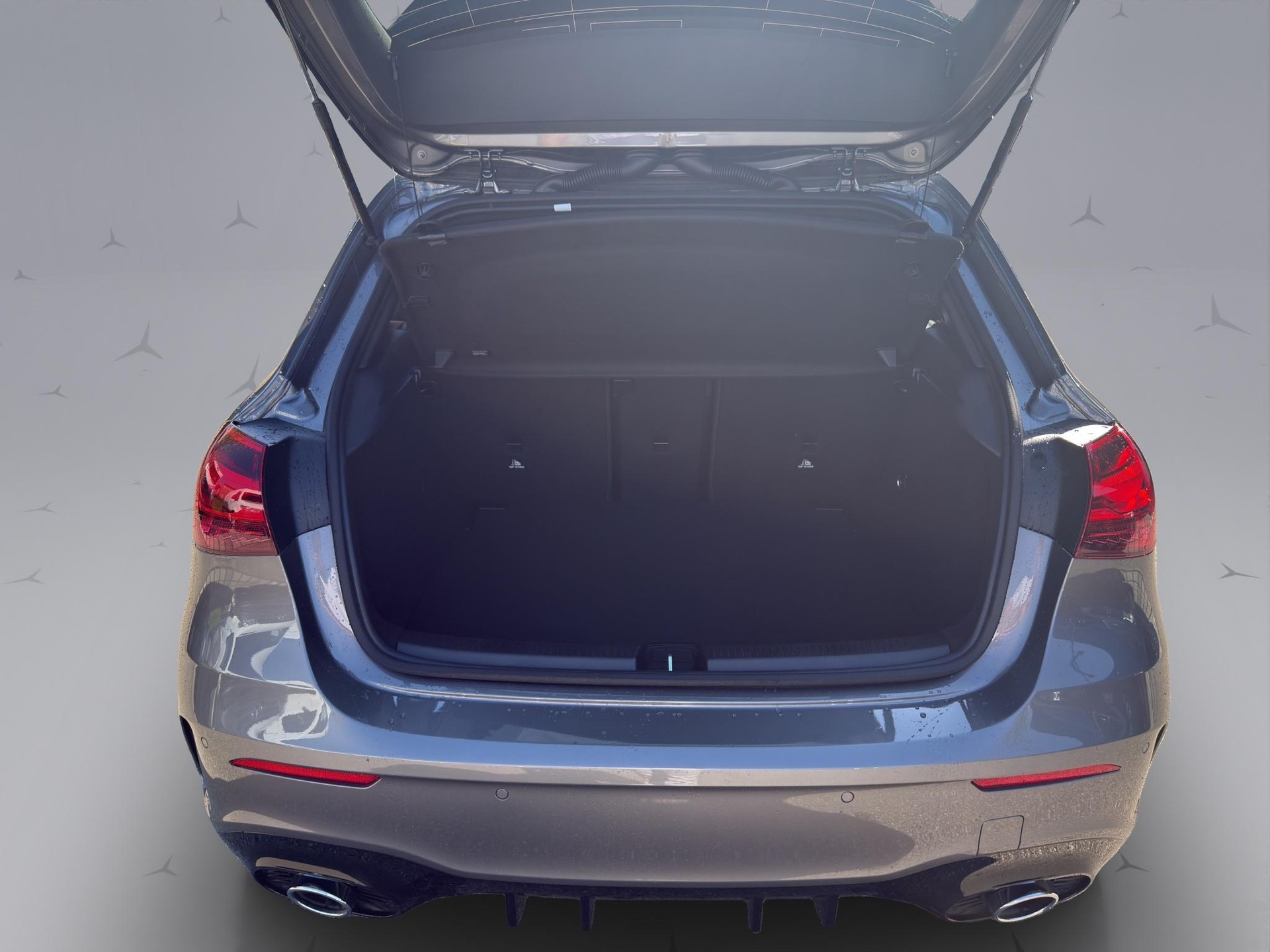 MERCEDES-BENZ A 35 AMG 4matic-image-18