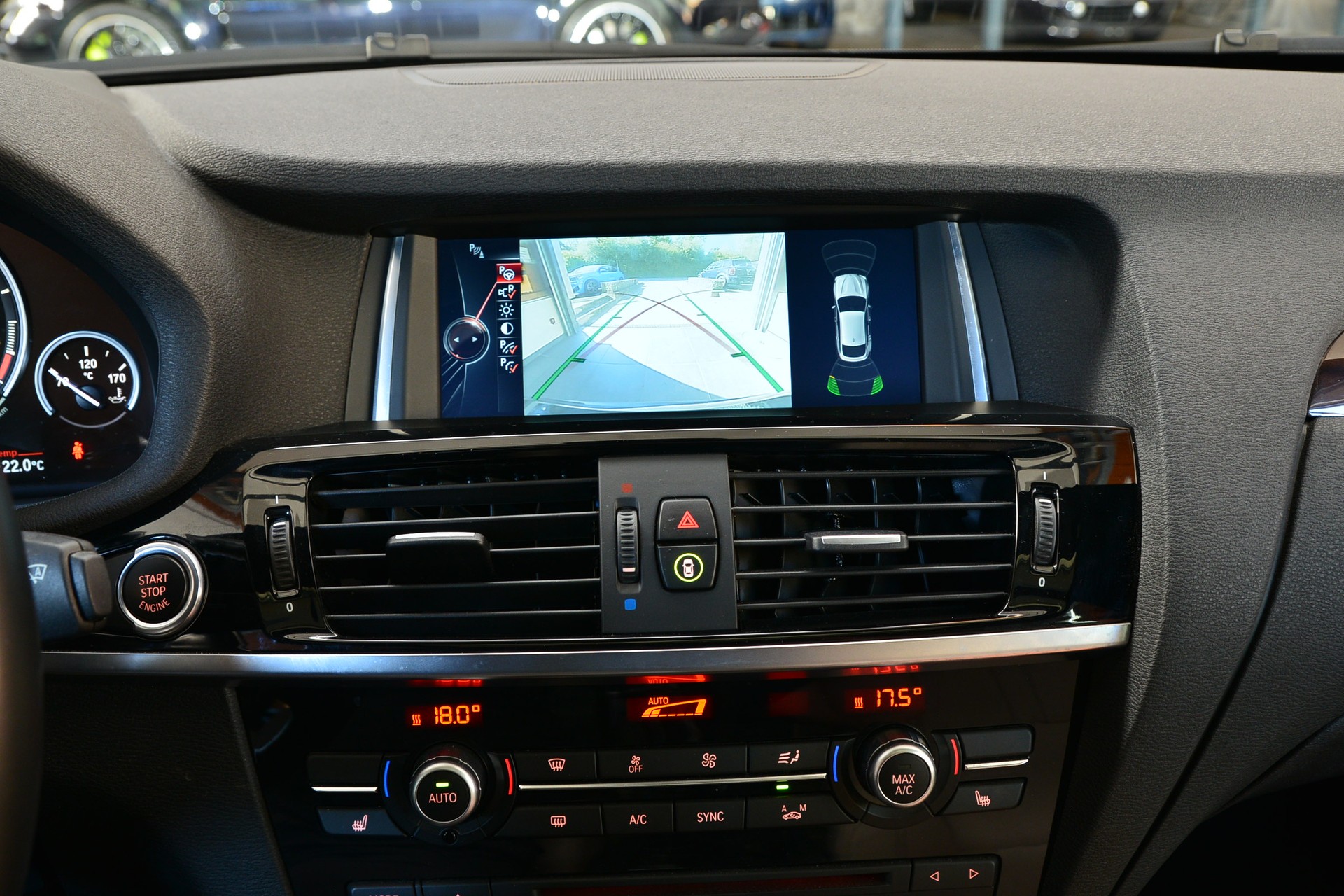 BMW X4 M 40i Steptronic-image-12