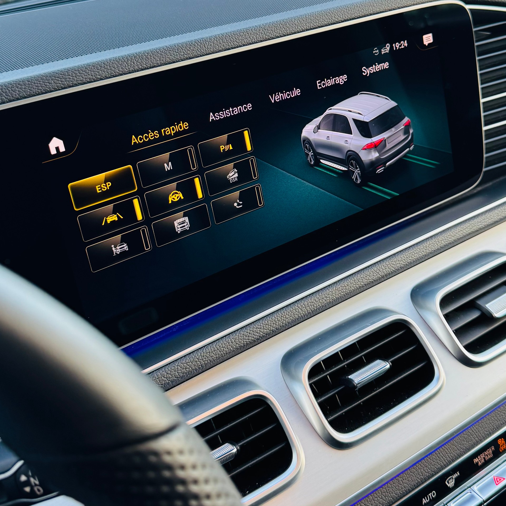 MERCEDES-BENZ GLE 400 d 4Matic AMG Line 9G-Tronic-image-13