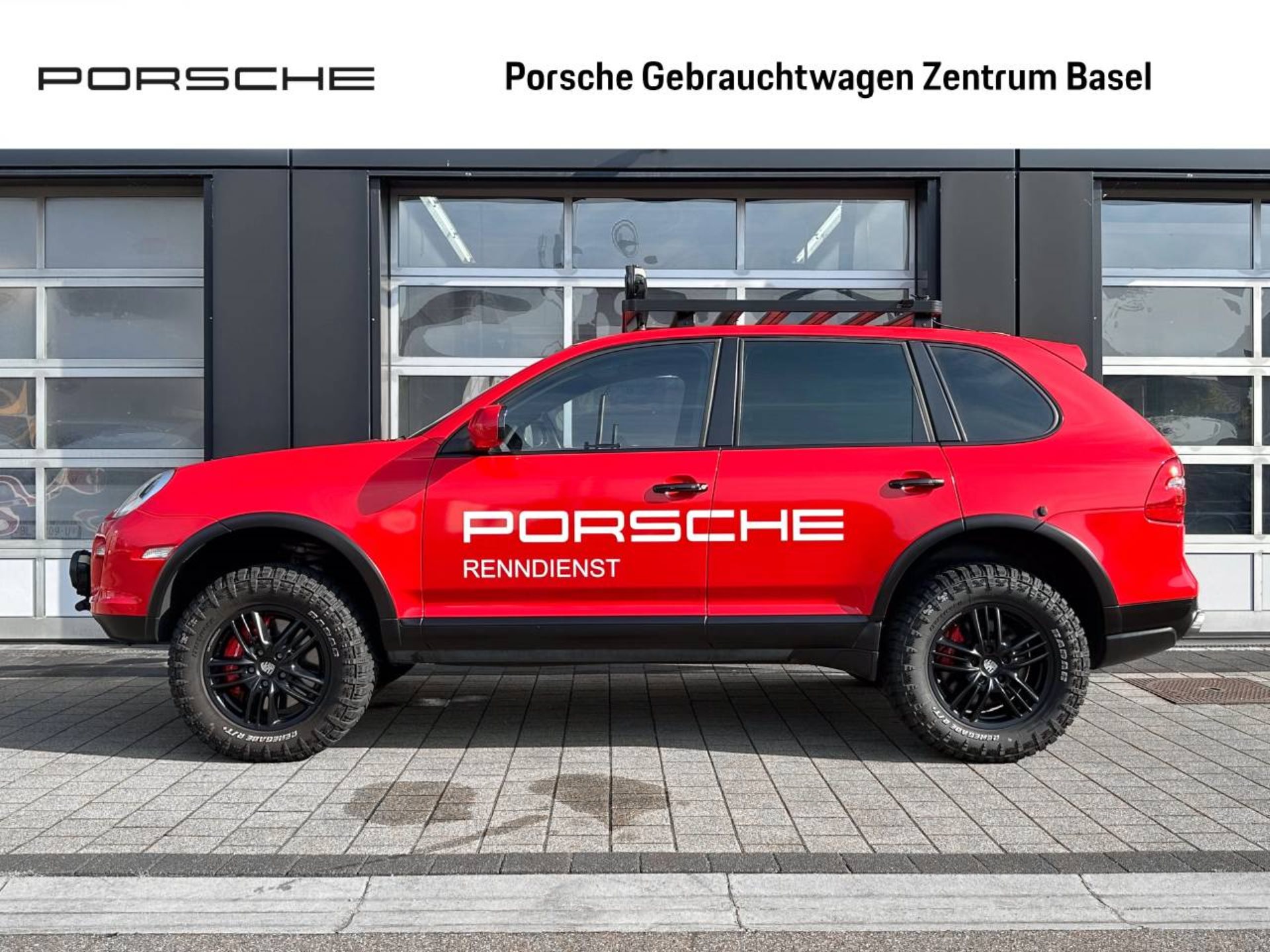 PORSCHE Cayenne Turbo-image-1