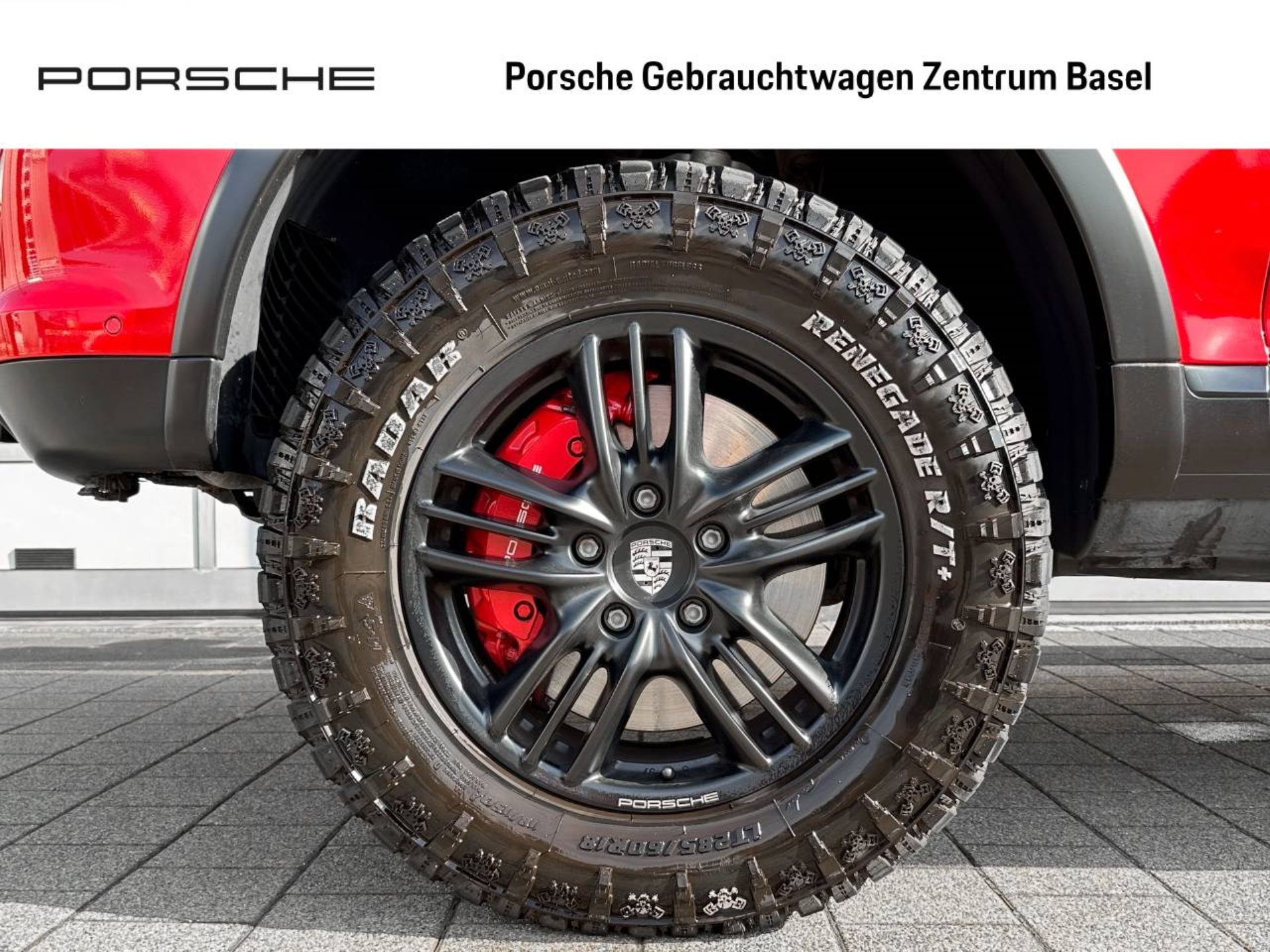 PORSCHE Cayenne Turbo-image-5