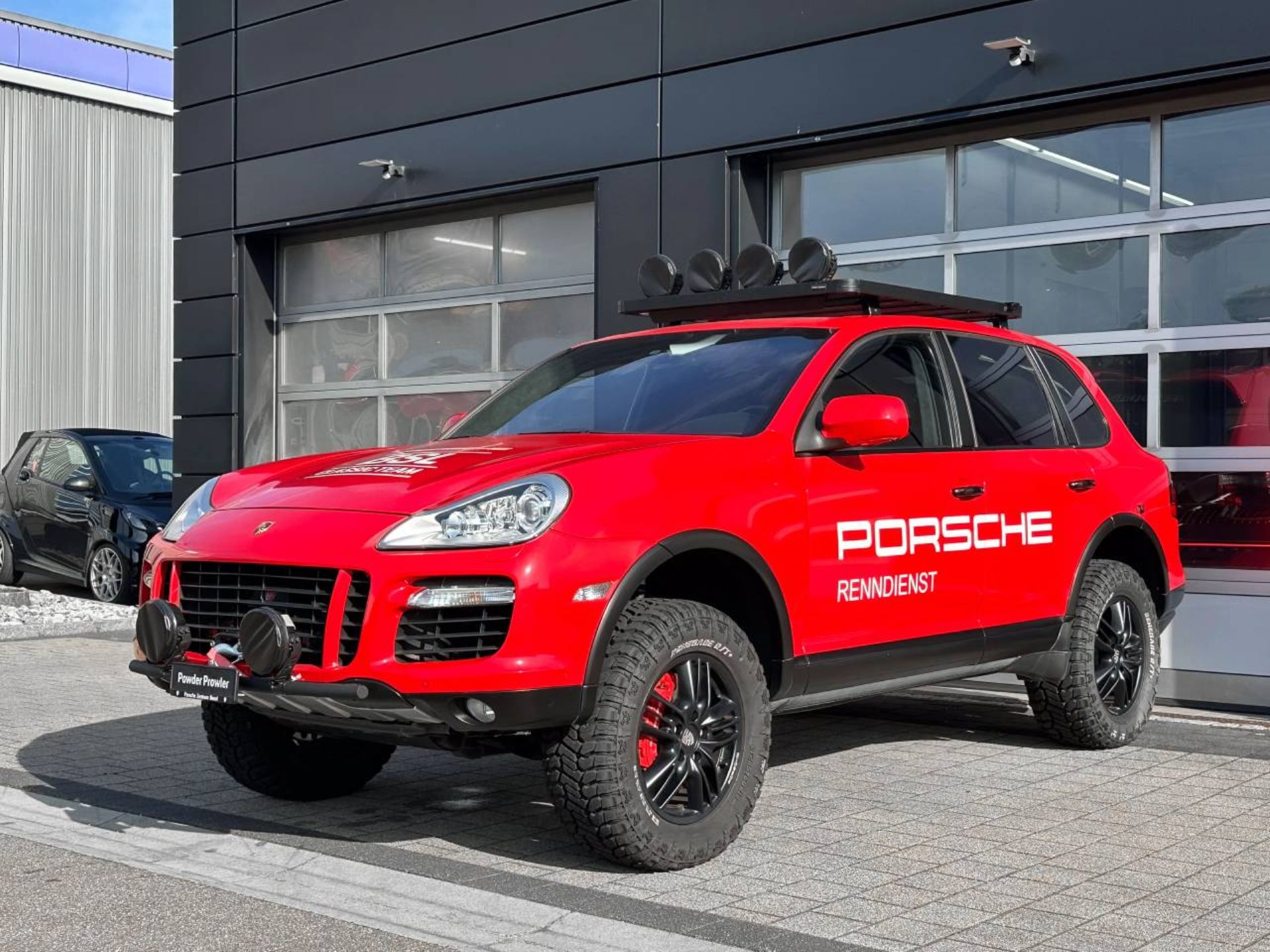 PORSCHE Cayenne Turbo-image-11