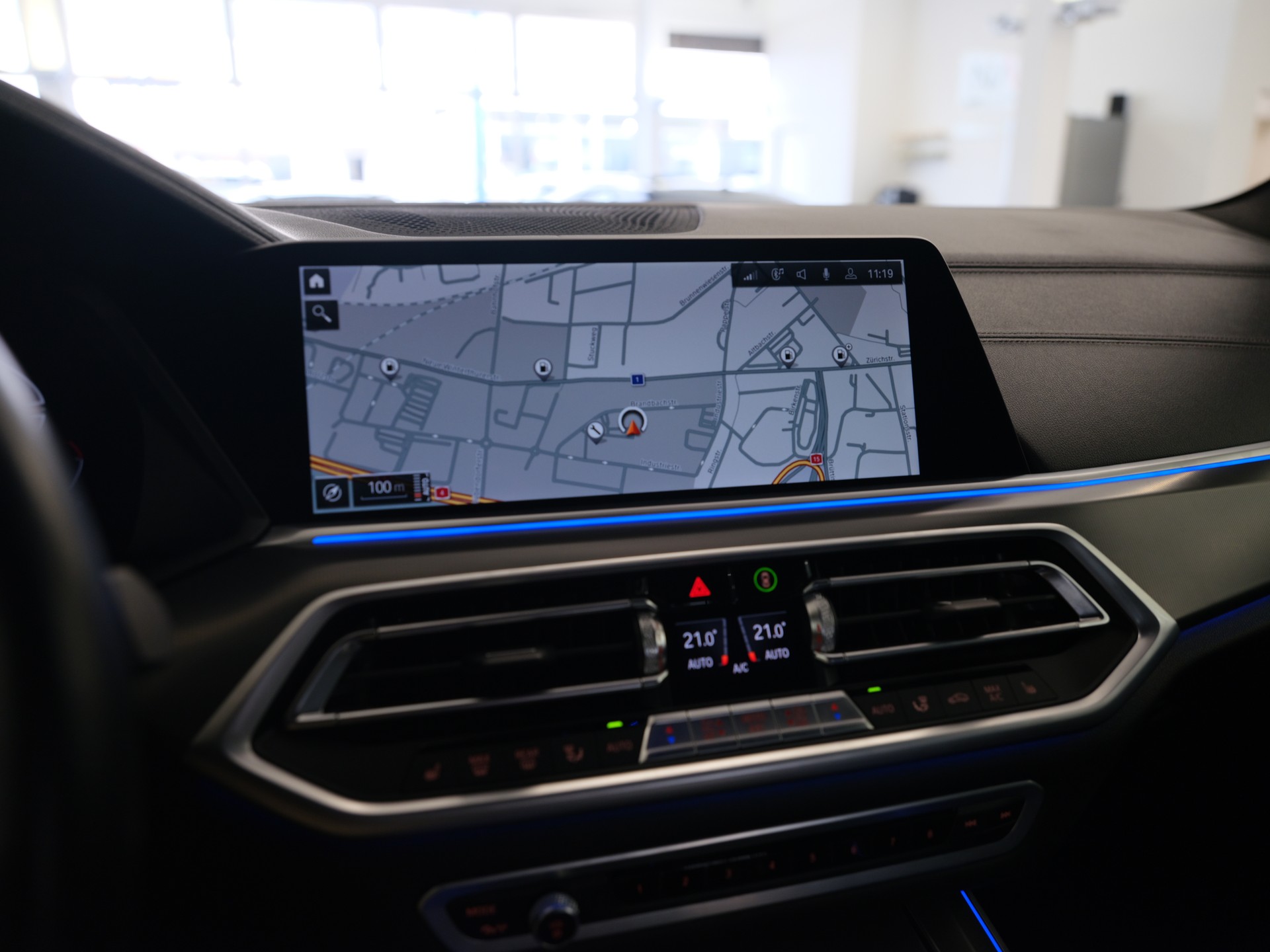 BMW X5 xDrive 48V 30d M Sport Steptronic-image-17