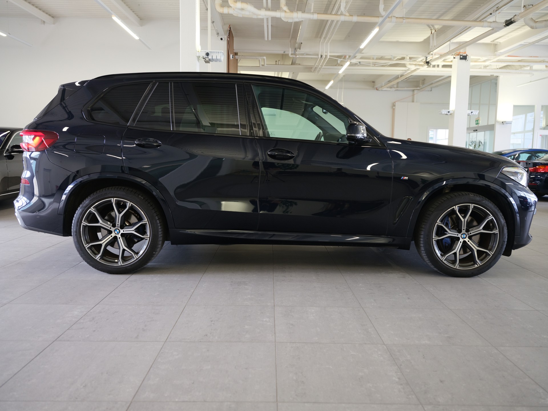 BMW X5 xDrive 48V 30d M Sport Steptronic-image-7