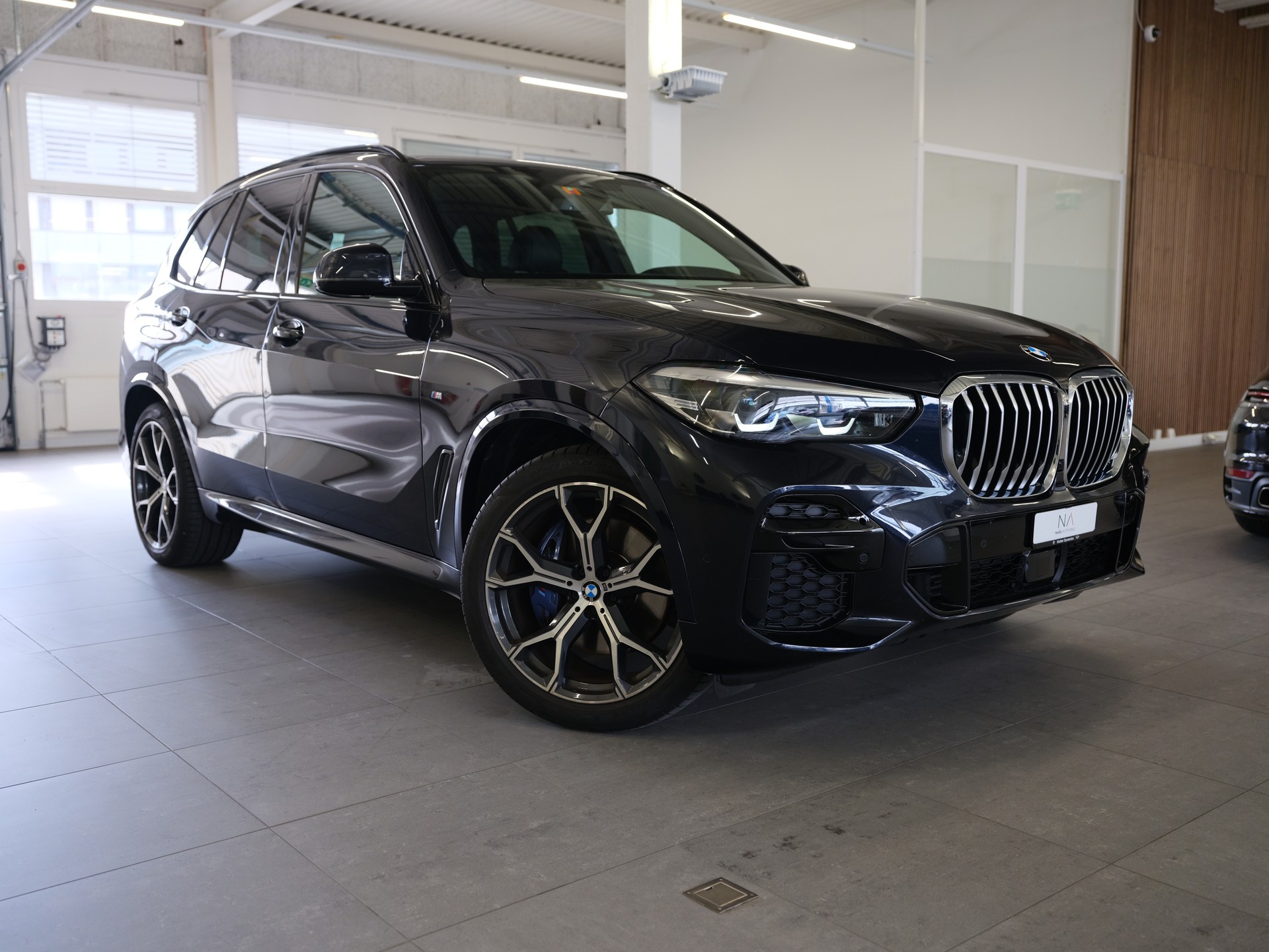 BMW X5 xDrive 48V 30d M Sport Steptronic-image-0