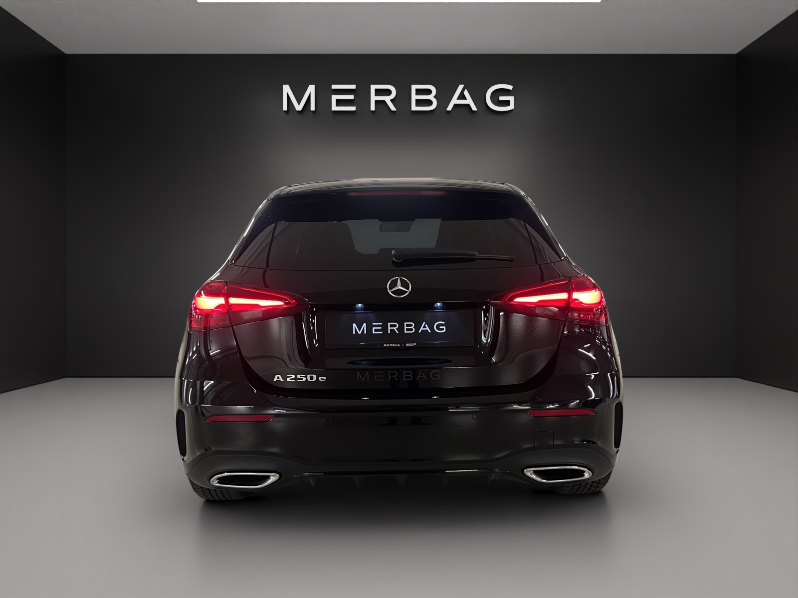 MERCEDES-BENZ A 250 e EQ Star 8G-DCT-image-6