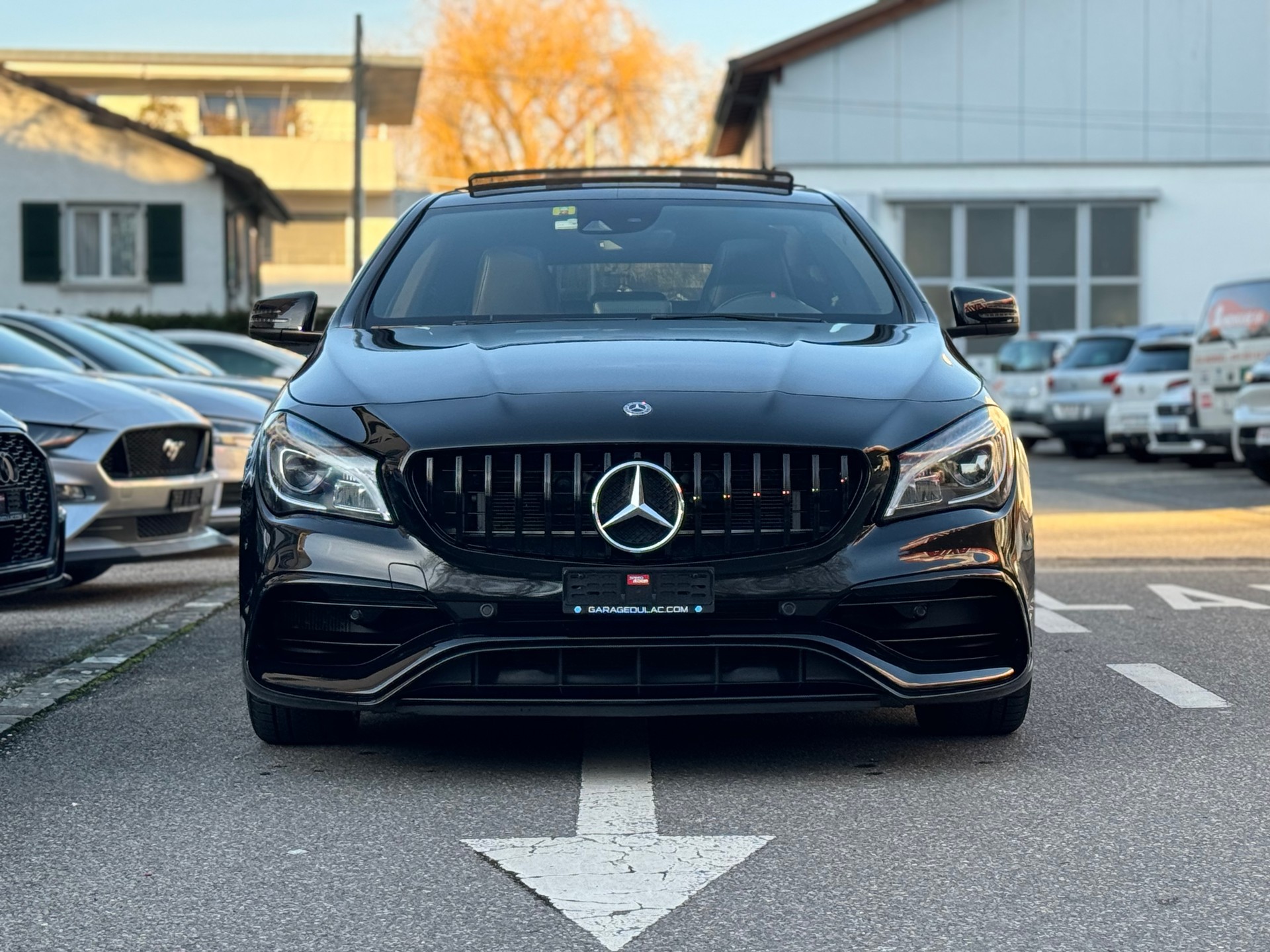 MERCEDES-BENZ CLA Shooting Brake 45 AMG 4Matic Speedshift-showroom-element-1