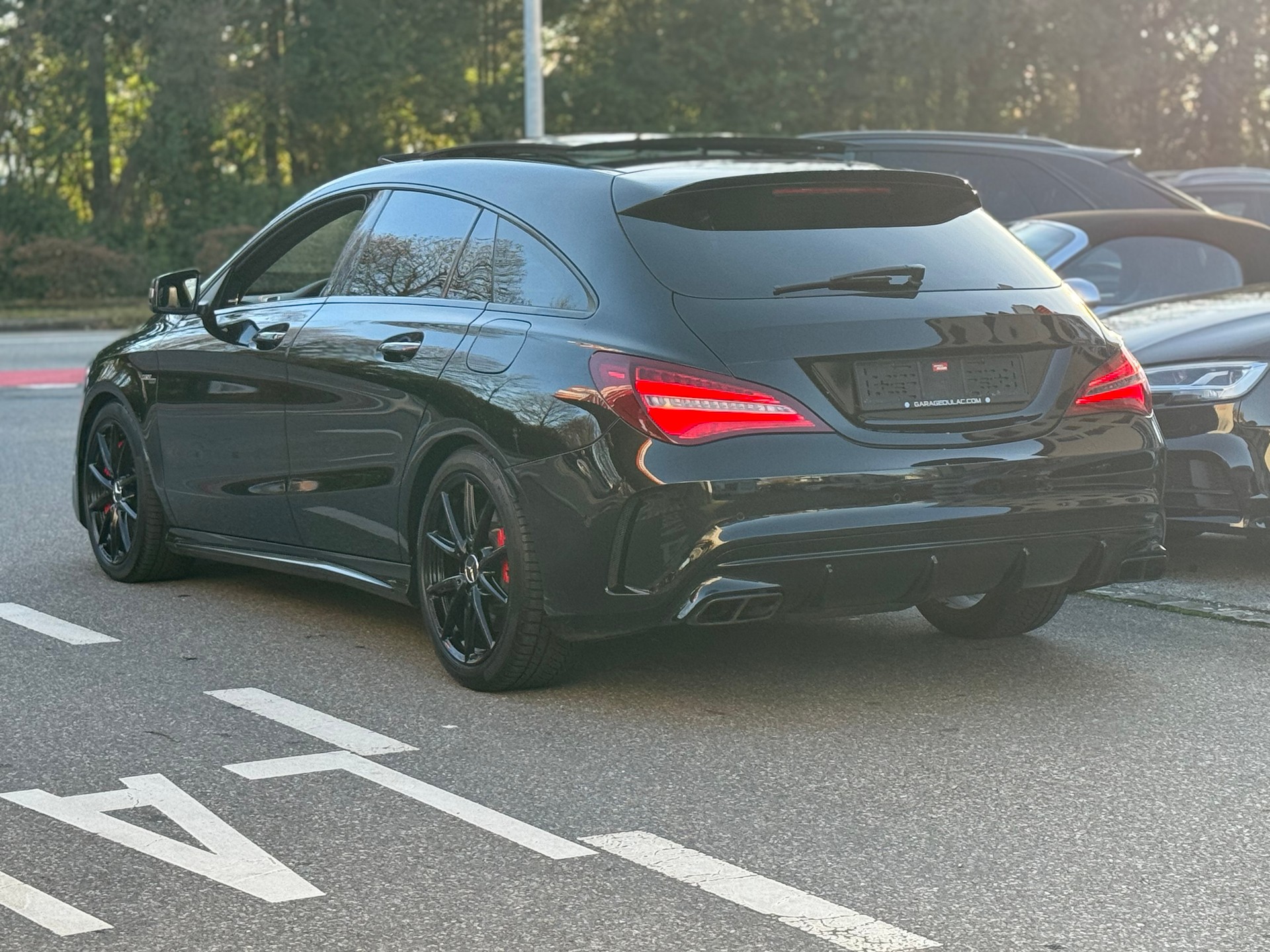 MERCEDES-BENZ CLA Shooting Brake 45 AMG 4Matic Speedshift-image-6