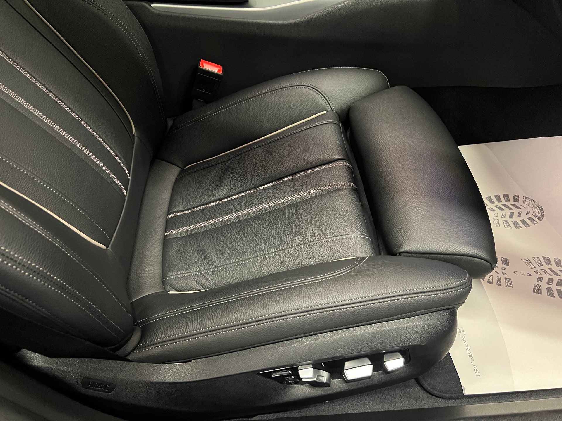 BMW 520d xDrive Touring Sport Line Steptronic-image-20