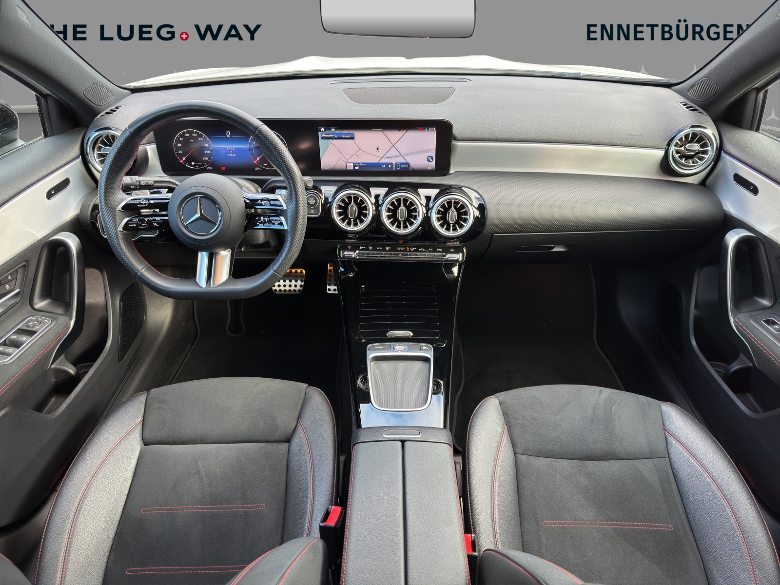 MERCEDES-BENZ A 180 AMG Line 7G-DCT-image-9