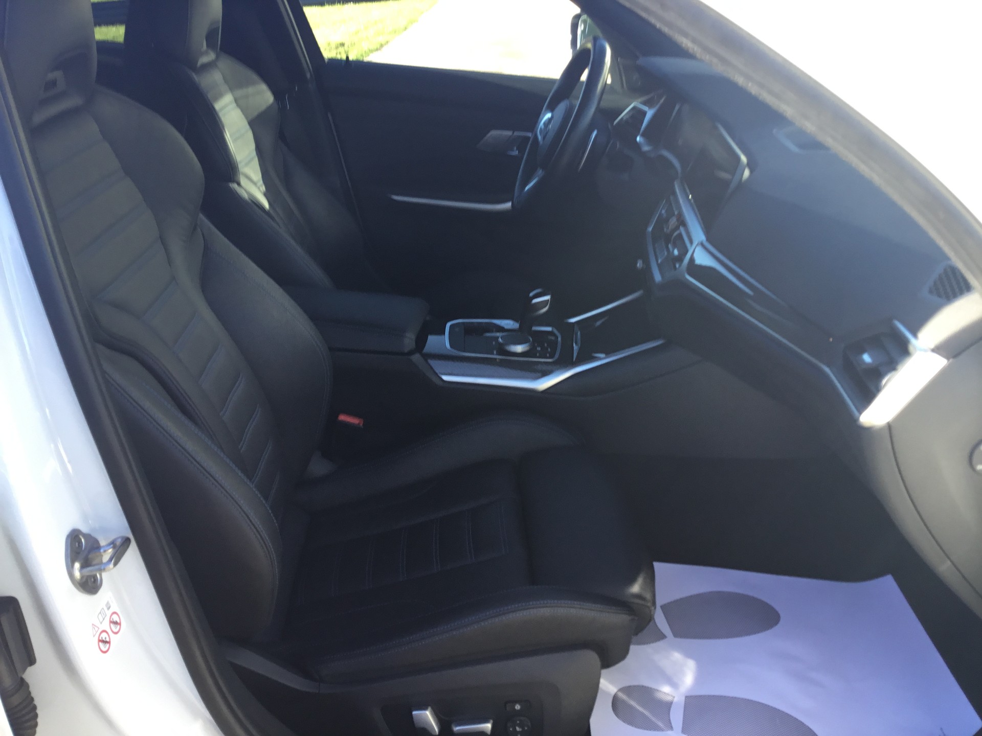 BMW M340i xDrive 48V Touring Steptronic-image-13