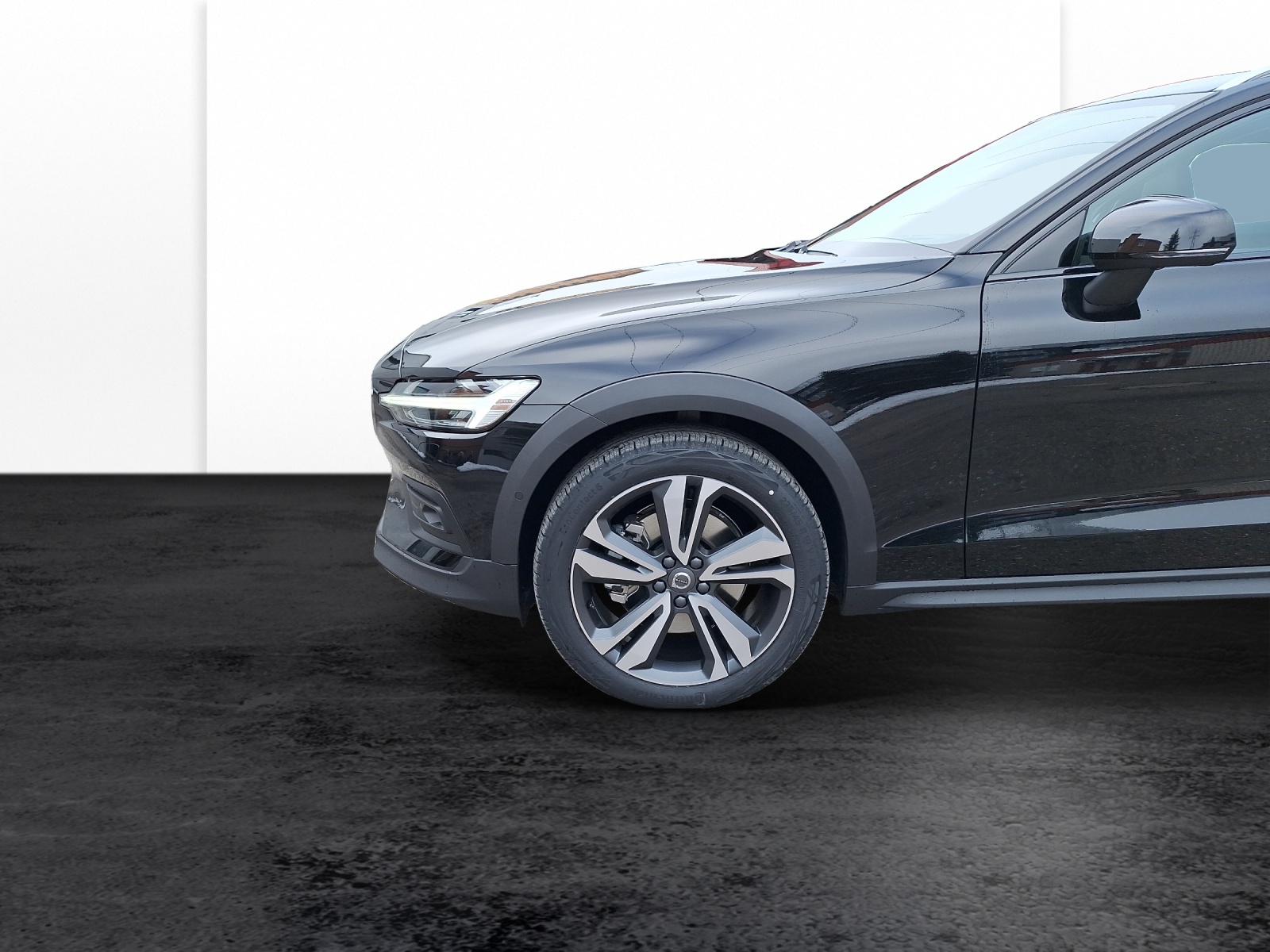 VOLVO V60 Cross Country 2.0 B4 Ultimate AWD-image-15