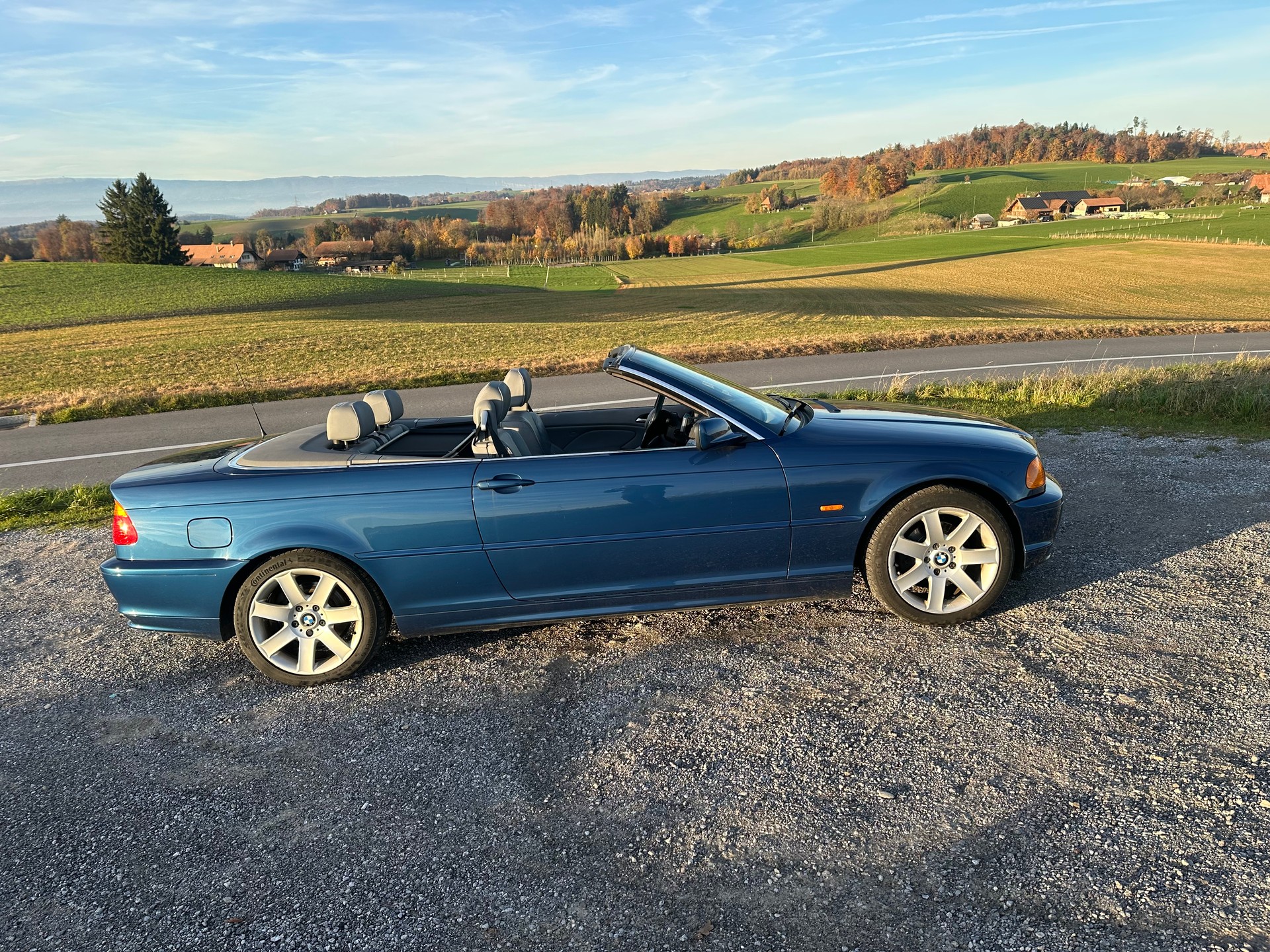 BMW 323Ci Cabriolet-image-0
