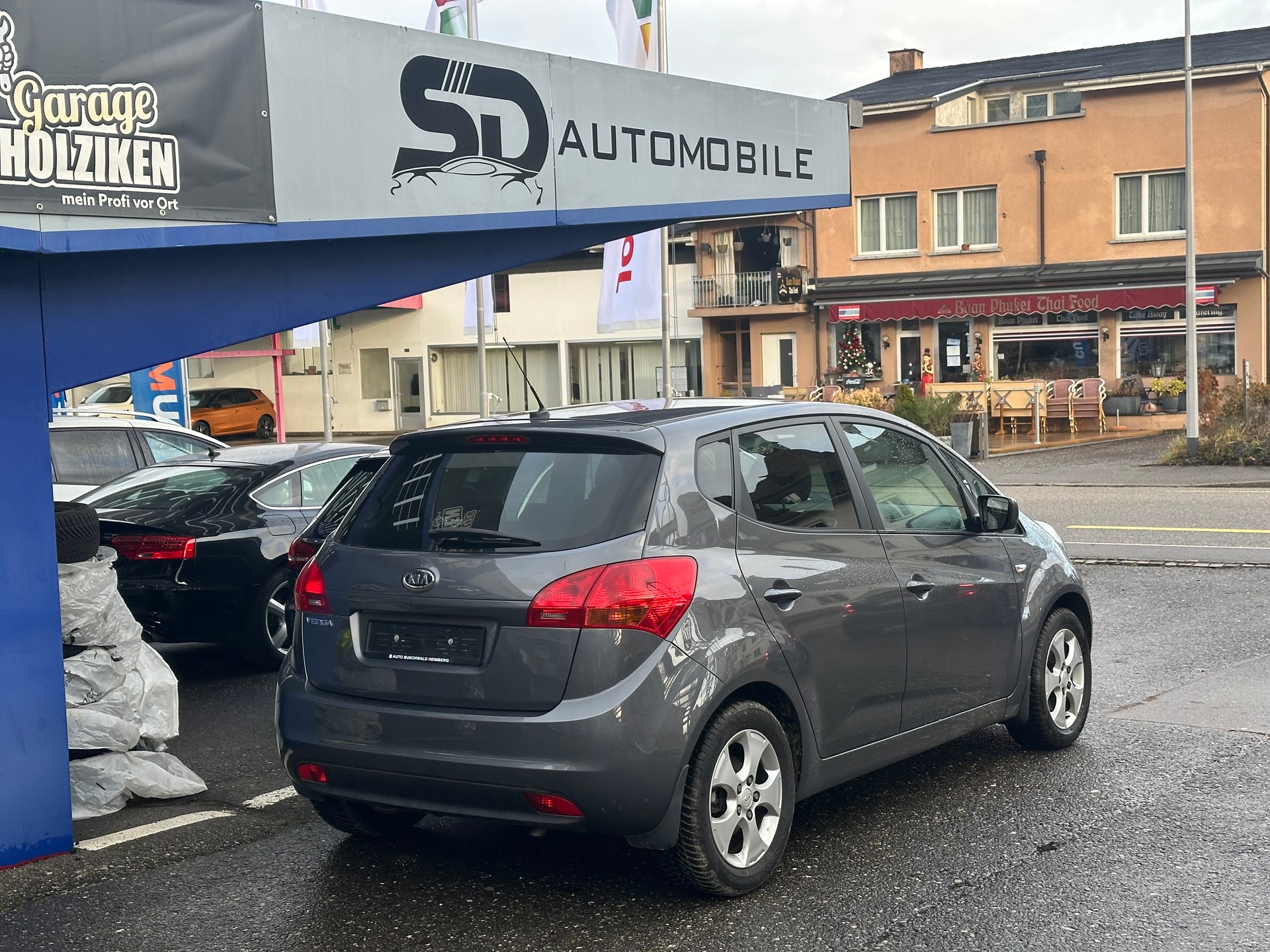 KIA Venga 1.6 CVVT _seven Automatic-image-3