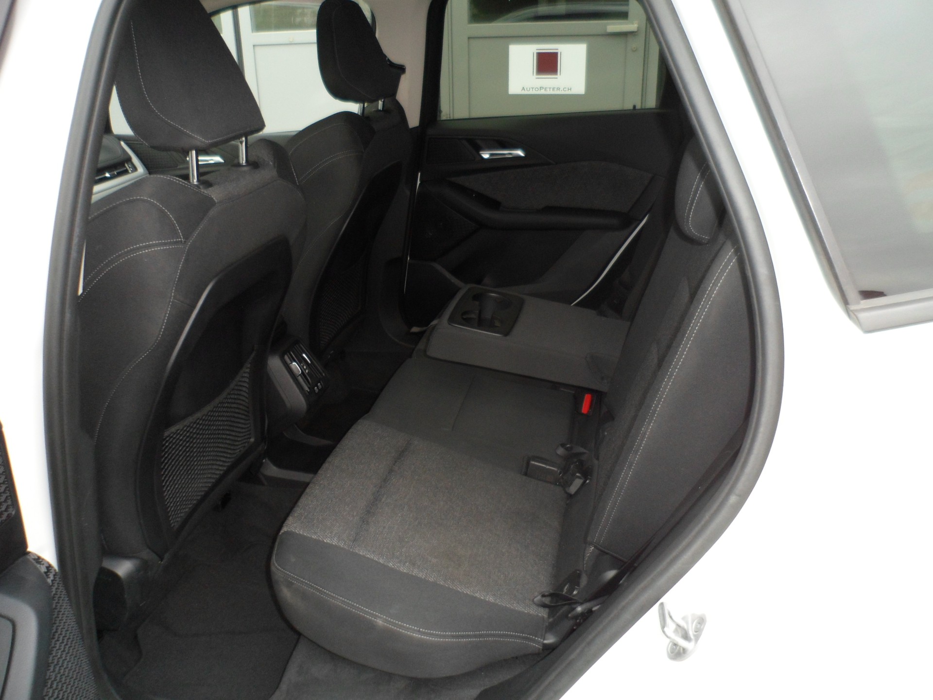 BMW 223d Active Tourer xDrive DKG-image-6