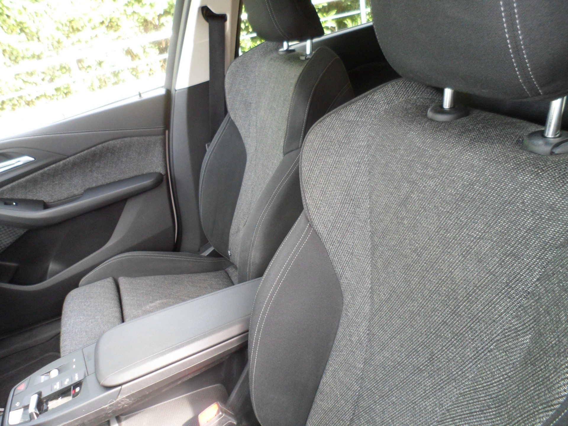 BMW 223d Active Tourer xDrive DKG-image-15