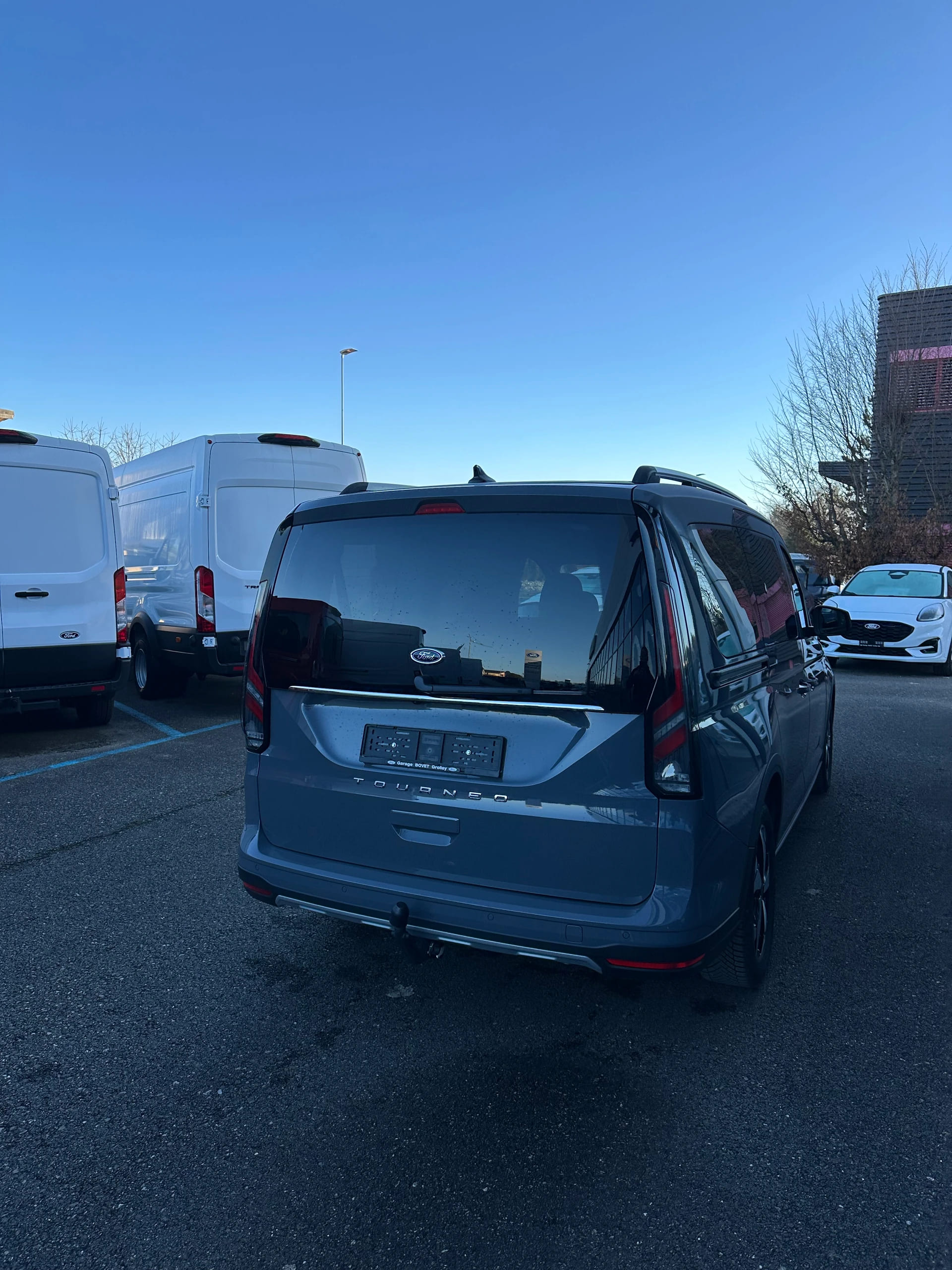 FORD TOURNEO CONNECT Grand 2.0 EcoB Active/122CV/Aut.-image-6