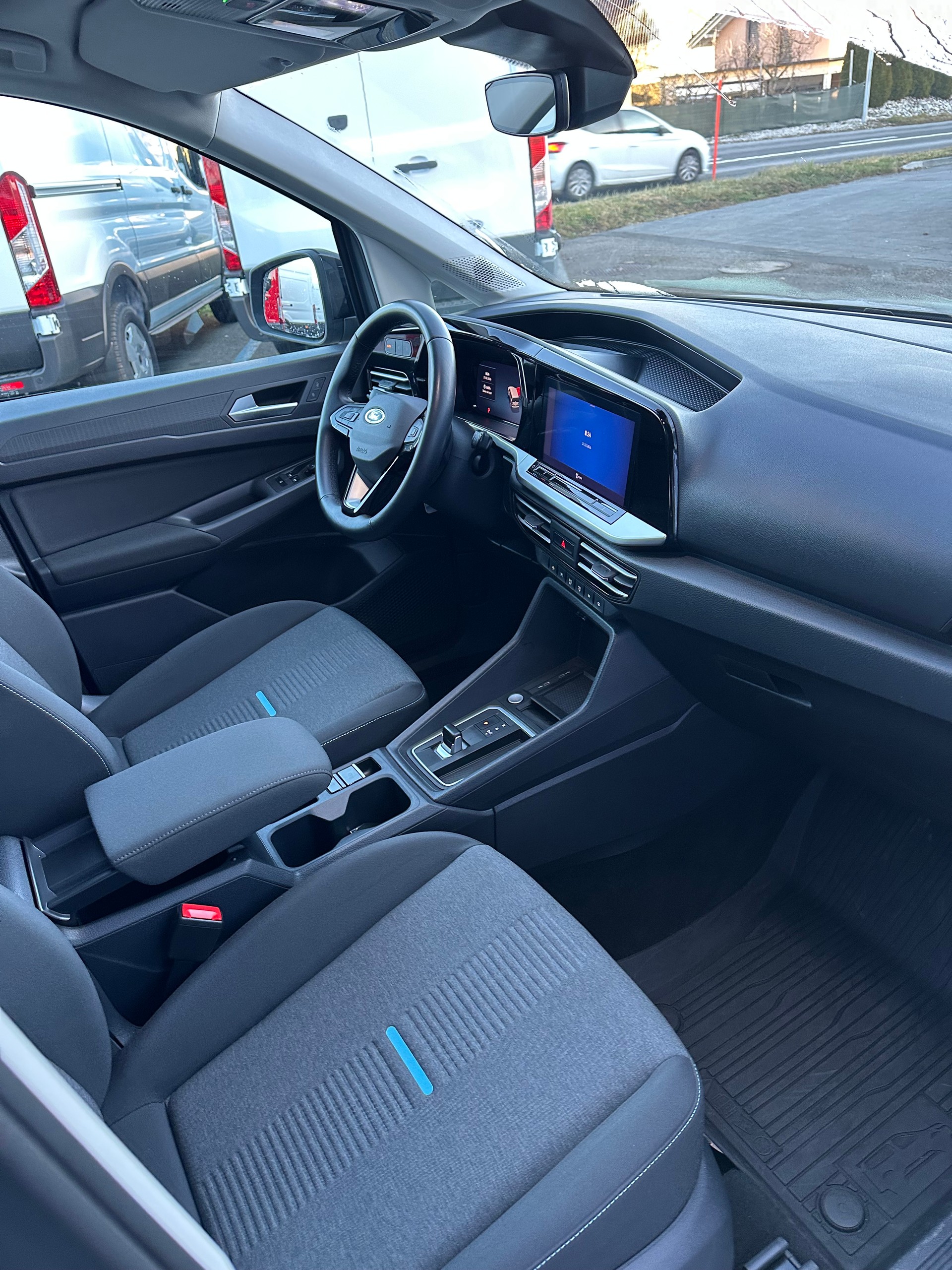 FORD TOURNEO CONNECT Grand 2.0 EcoB Active/122CV/Aut.-image-13