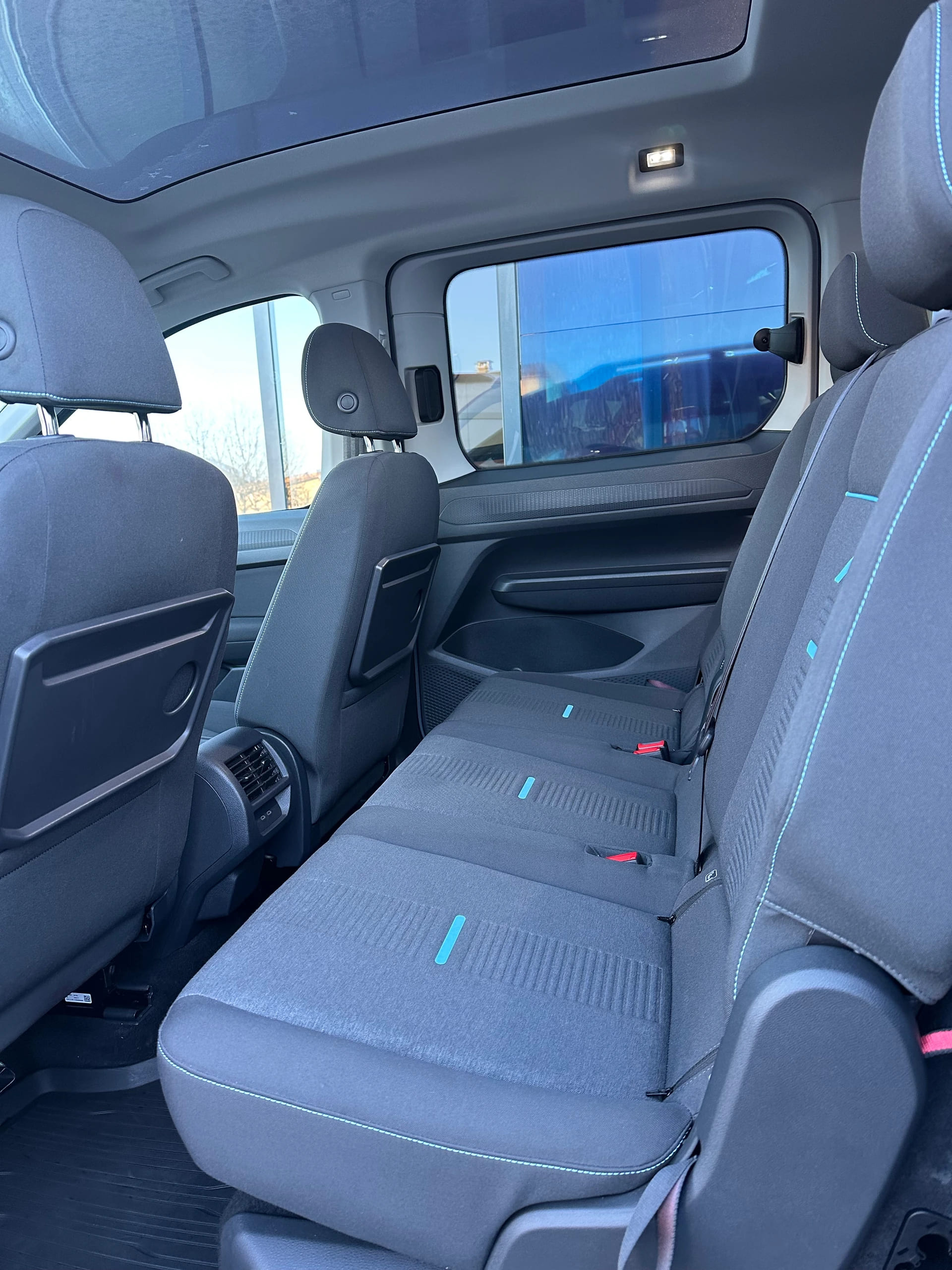 FORD TOURNEO CONNECT Grand 2.0 EcoB Active/122CV/Aut.-image-11