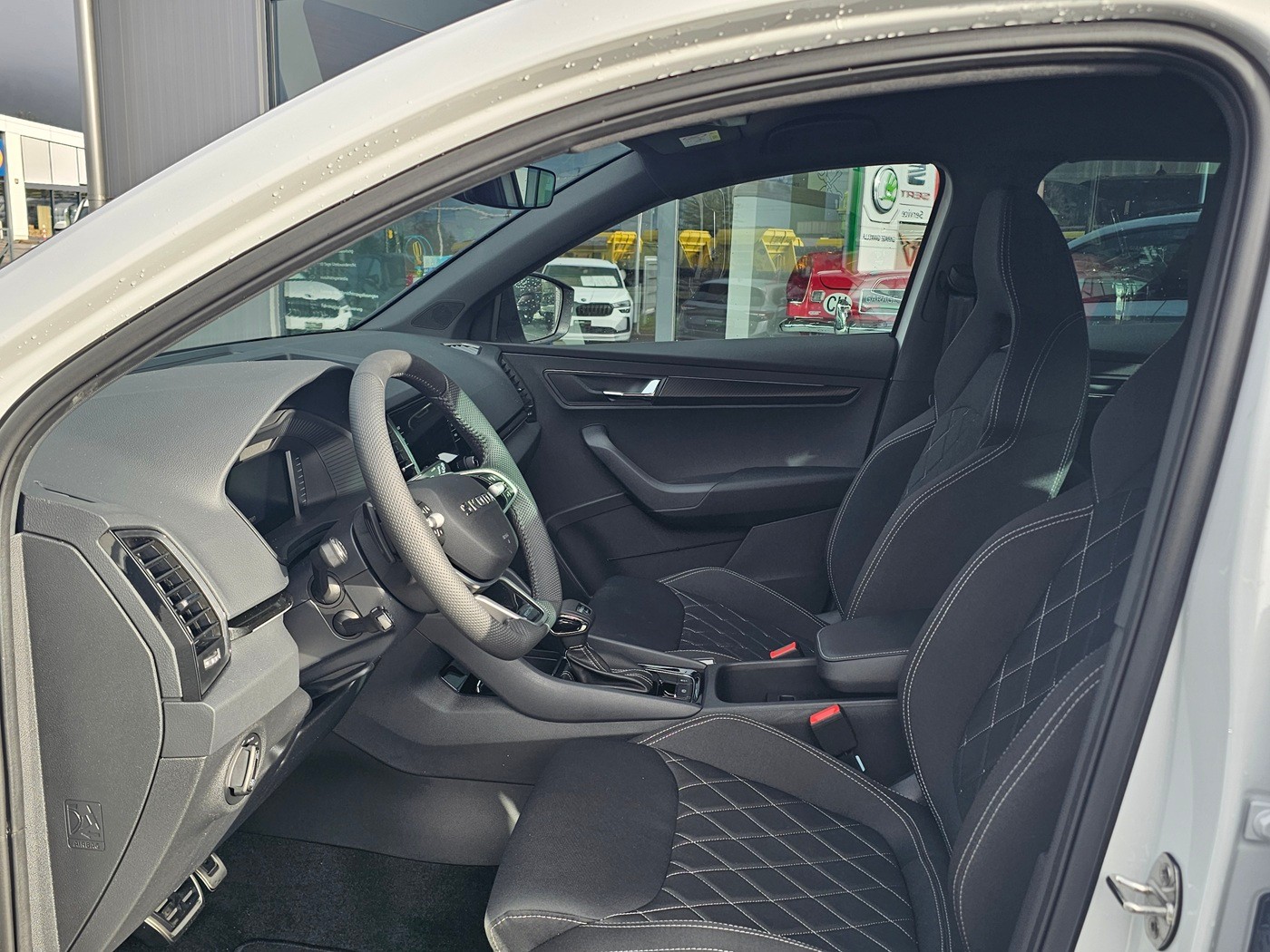 SKODA Karoq 2.0 TSI SportLine 4x4 DSG-image-7