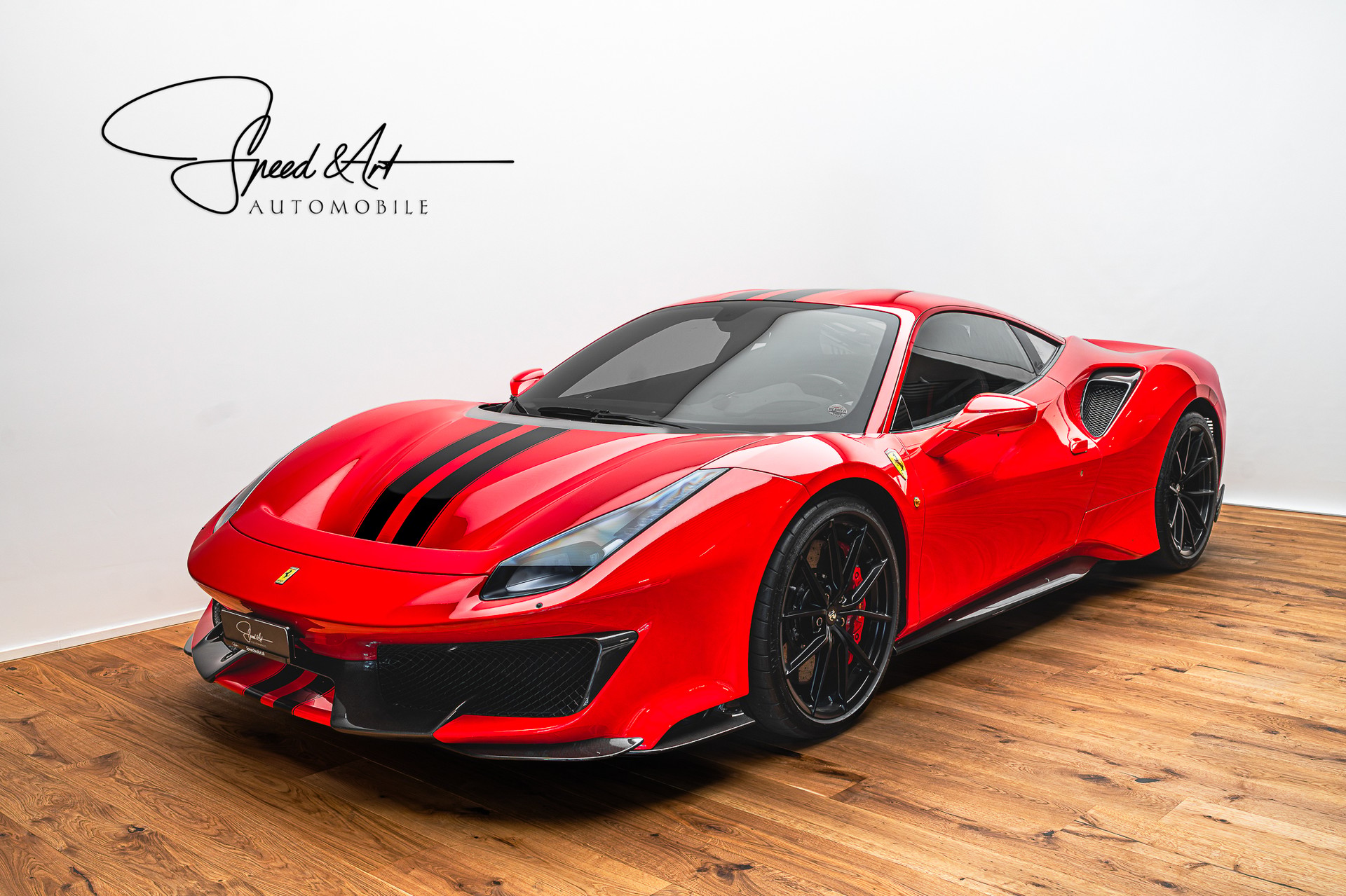 FERRARI 488 Pista 3.9 V8 | NOVITEC | PPF LACKSCHUTZFOLIE | KERAMIKVERSIEGELUNG | OHNE OPF-image-0